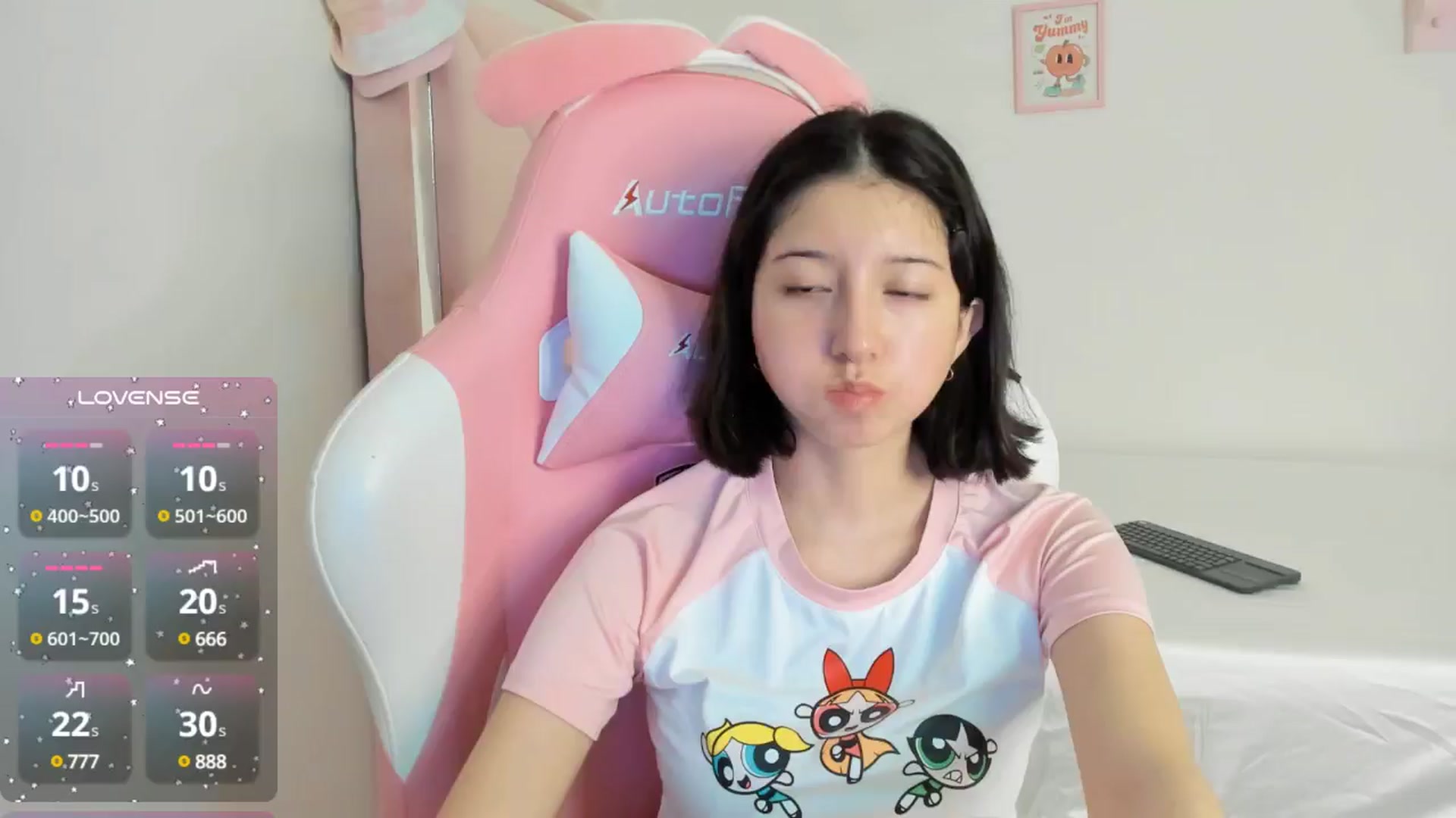 Gallery image thumbnail from Cherrycute666's myfreecams stream on, 10/03/2024, 05:53 image 17 of 20