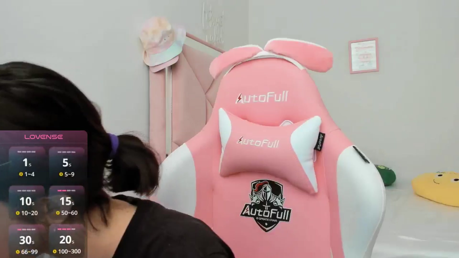 Gallery image thumbnail from Cherrycute666's myfreecams stream on, 10/04/2024, 22:55 image 5 of 20