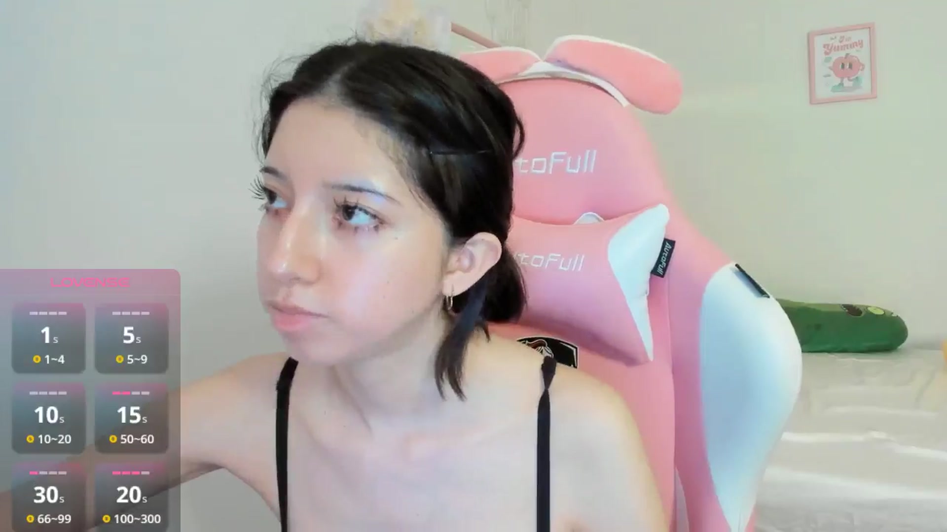 Gallery image thumbnail from Cherrycute666's myfreecams stream on, 10/04/2024, 23:41 image 5 of 20
