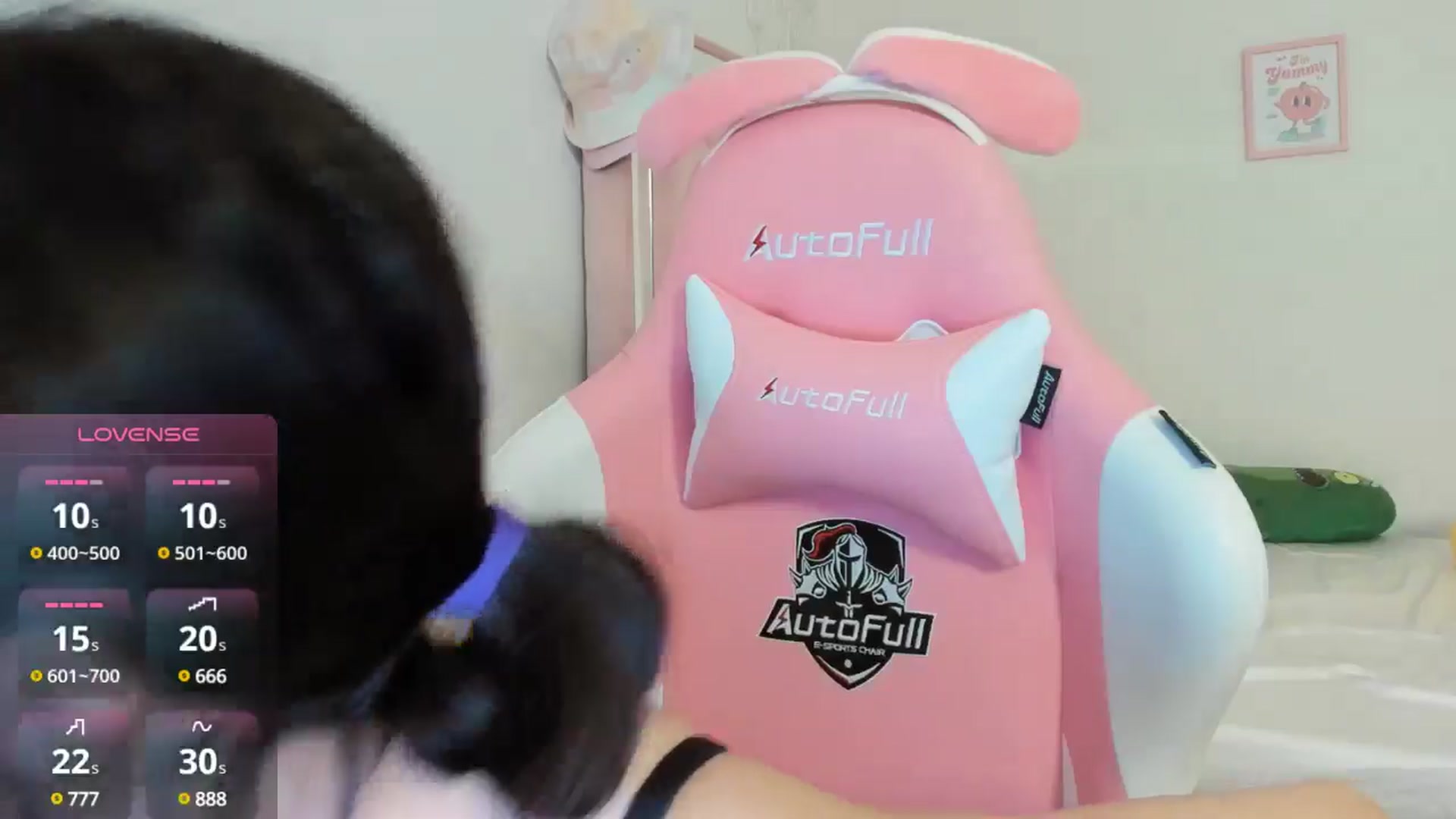Gallery image thumbnail from Cherrycute666's myfreecams stream on, 10/04/2024, 23:41 image 4 of 20