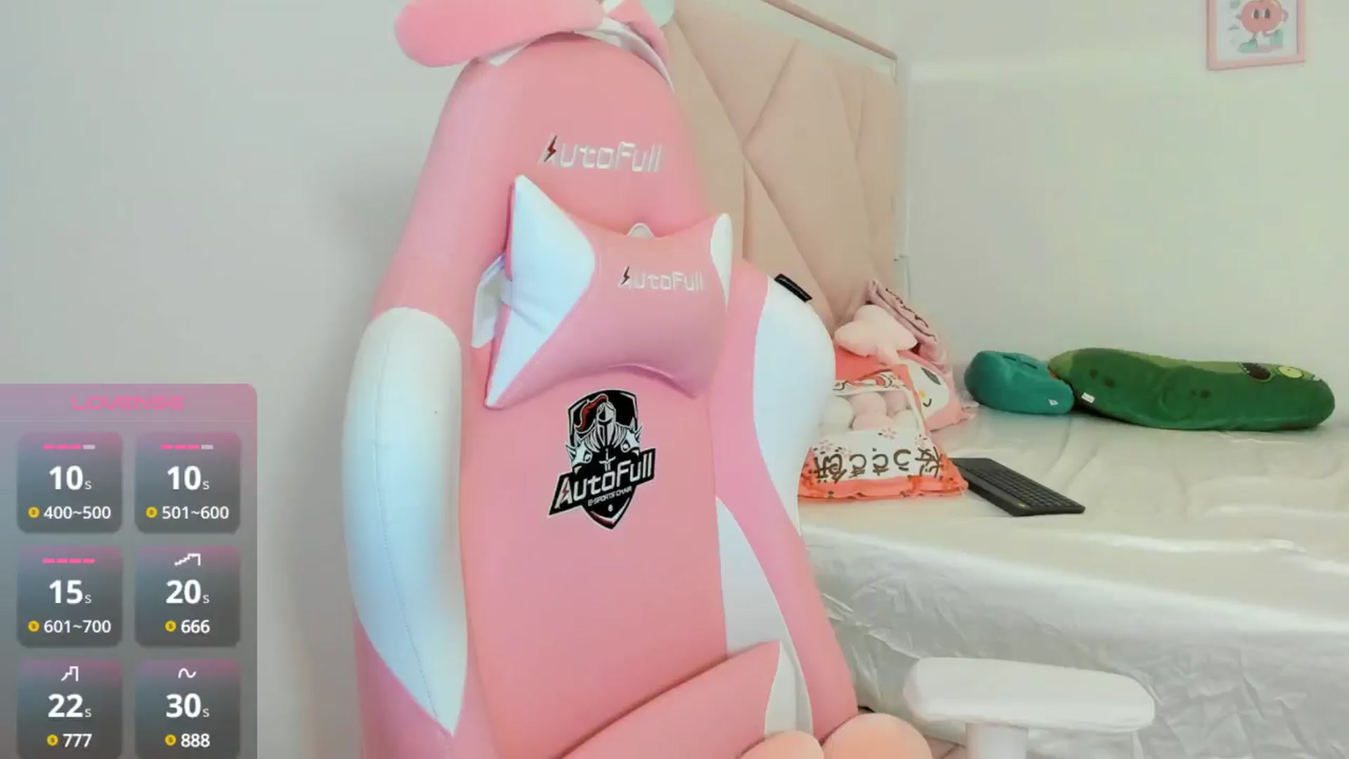 Gallery image thumbnail from Cherrycute666's myfreecams stream on, 10/04/2024, 23:41 image 8 of 20