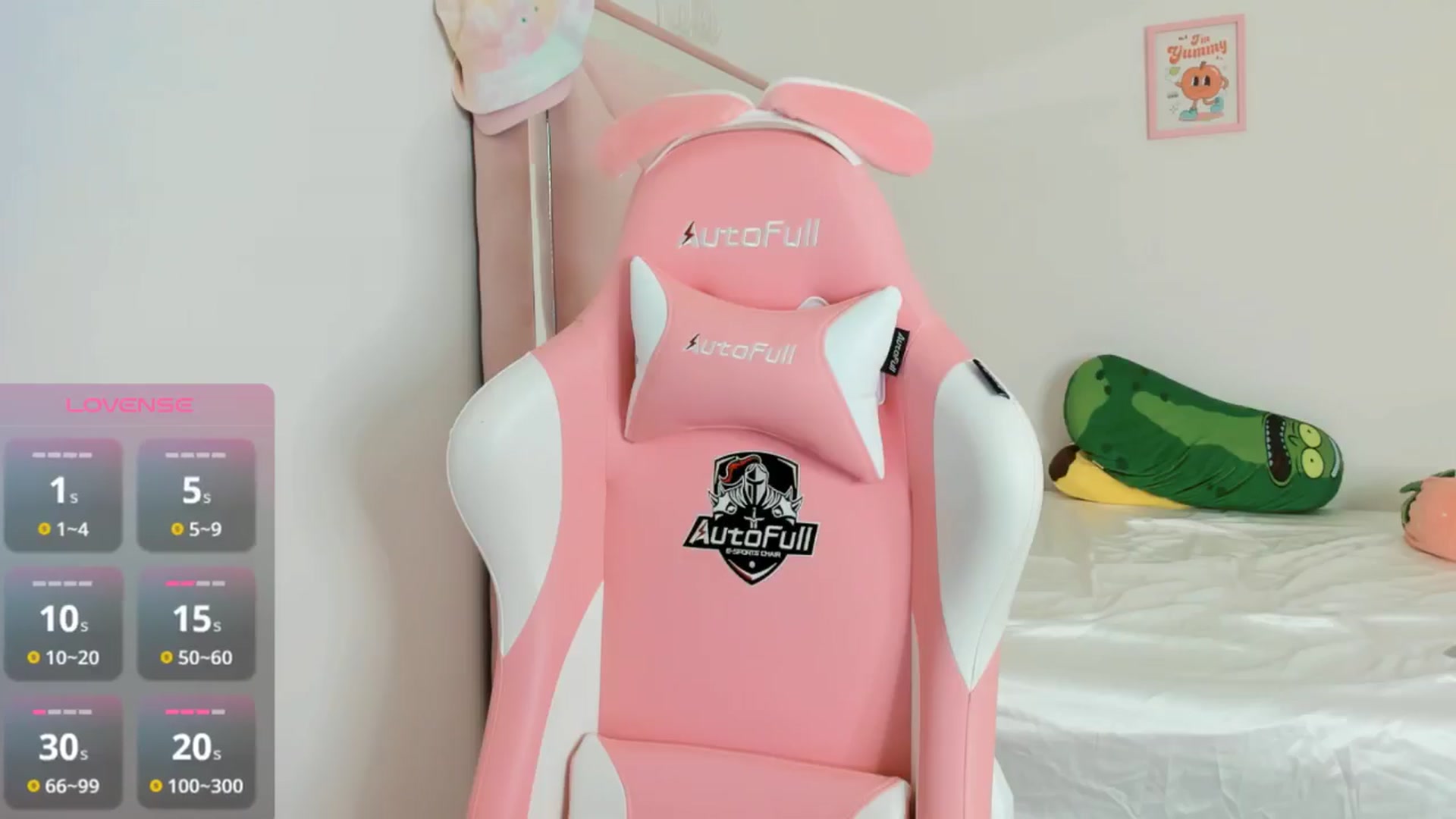 Gallery image thumbnail from Cherrycute666's myfreecams stream on, 10/05/2024, 09:53 image 12 of 20