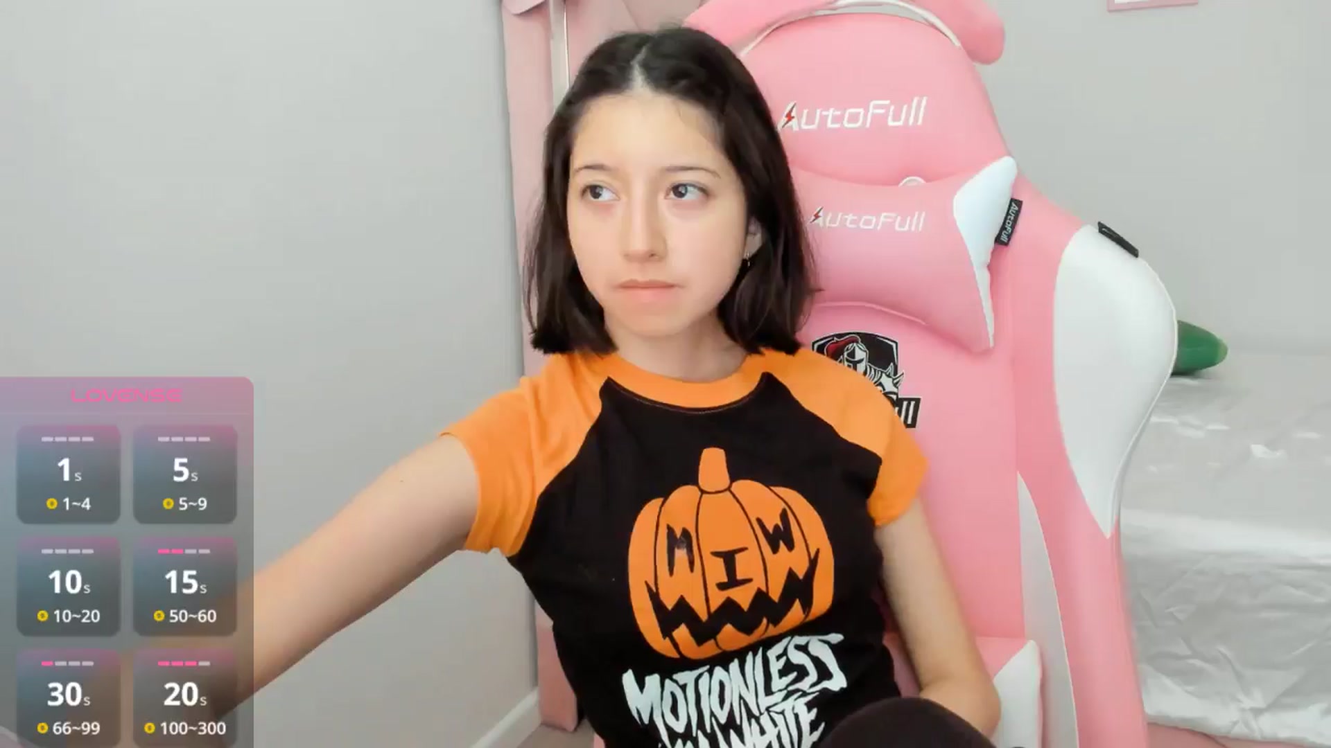 Gallery image thumbnail from Cherrycute666's myfreecams stream on, 10/06/2024, 22:13 image 10 of 20