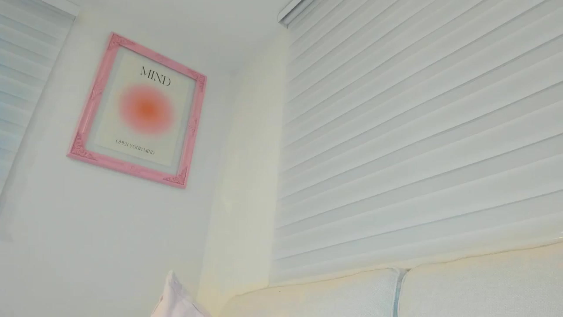 Gallery image thumbnail from Cherrycute666's myfreecams stream on, 10/08/2024, 04:59 image 8 of 20