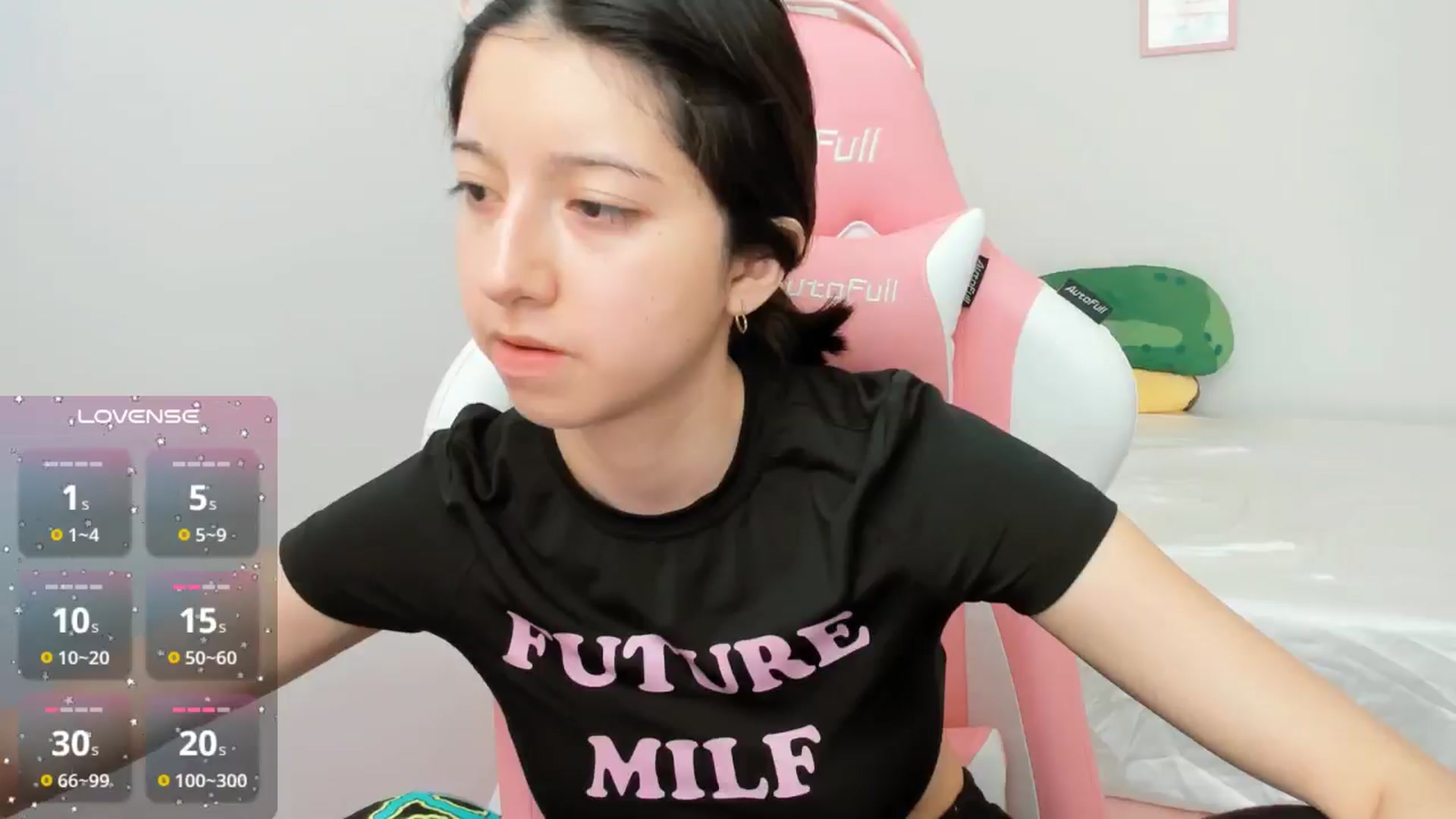 Gallery image thumbnail from Cherrycute666's myfreecams stream on, 10/08/2024, 22:06 image 20 of 20