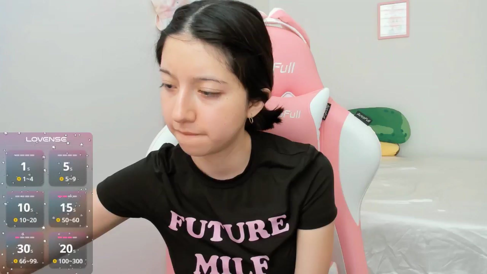 Gallery image thumbnail from Cherrycute666's myfreecams stream on, 10/08/2024, 22:06 image 19 of 20