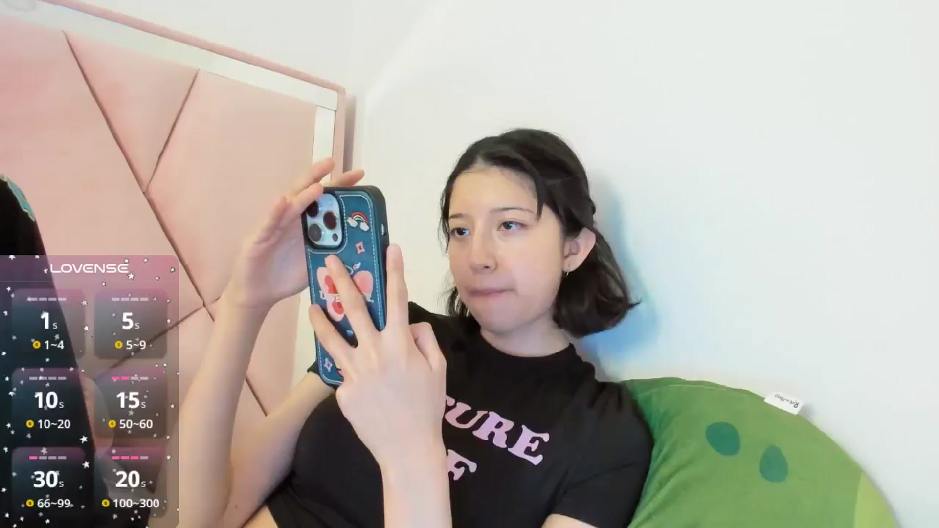 Gallery image thumbnail from Cherrycute666's myfreecams stream on, 10/09/2024, 03:27 image 1 of 20