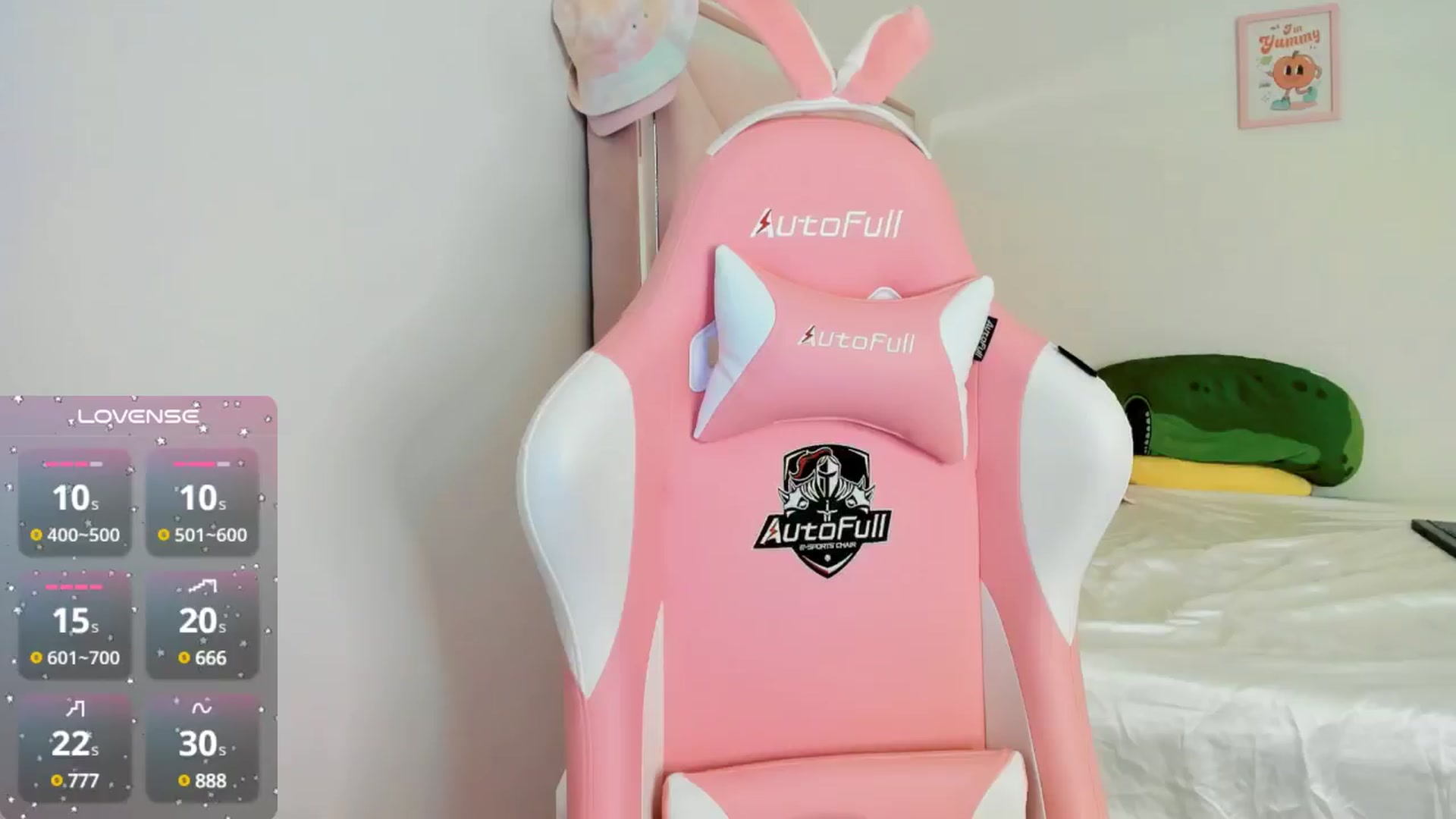 Gallery image thumbnail from Cherrycute666's myfreecams stream on, 10/09/2024, 06:22 image 19 of 20