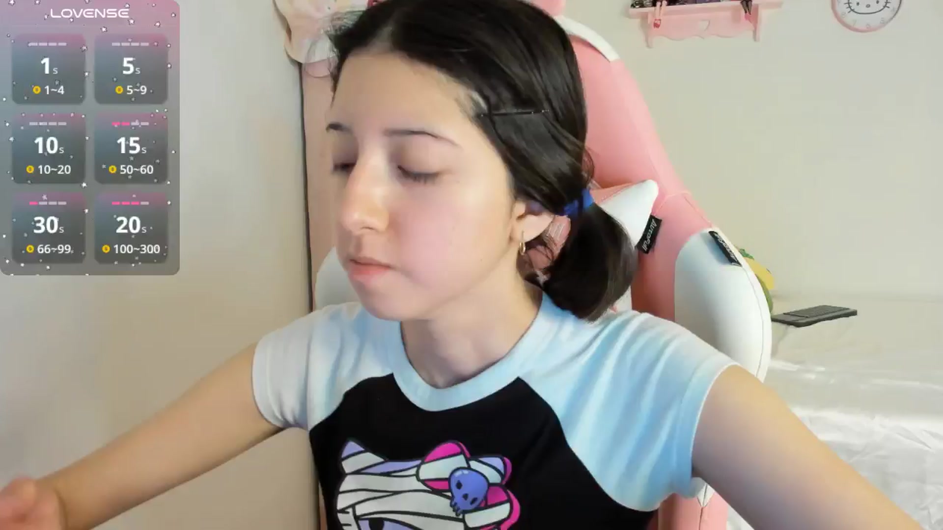 Gallery image thumbnail from Cherrycute666's myfreecams stream on, 10/11/2024, 06:47 image 2 of 20
