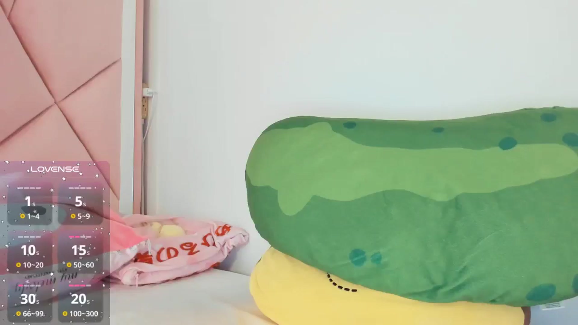 Gallery image thumbnail from Cherrycute666's myfreecams stream on, 10/12/2024, 23:43 image 15 of 20