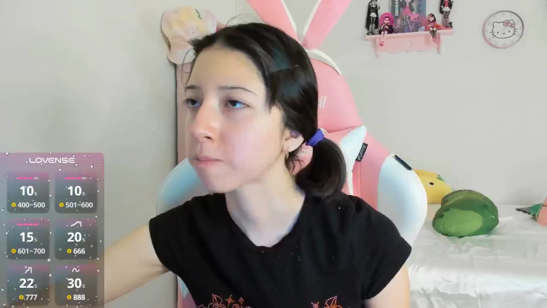 Gallery image thumbnail from Cherrycute666's myfreecams stream on, 10/13/2024, 01:06 image 6 of 20