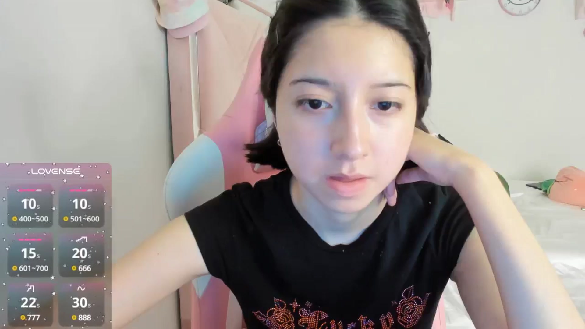 Gallery image thumbnail from Cherrycute666's myfreecams stream on, 10/13/2024, 02:34 image 9 of 20