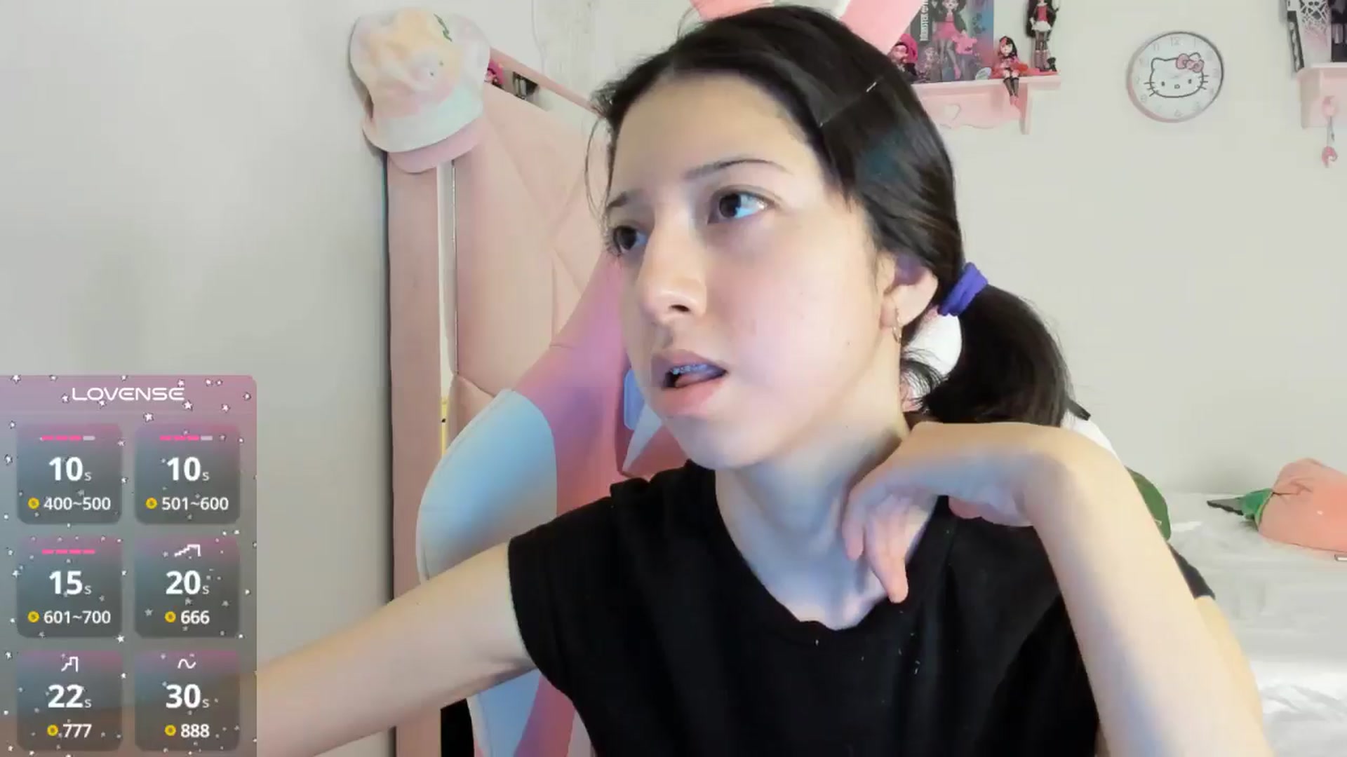Gallery image thumbnail from Cherrycute666's myfreecams stream on, 10/13/2024, 02:34 image 2 of 20