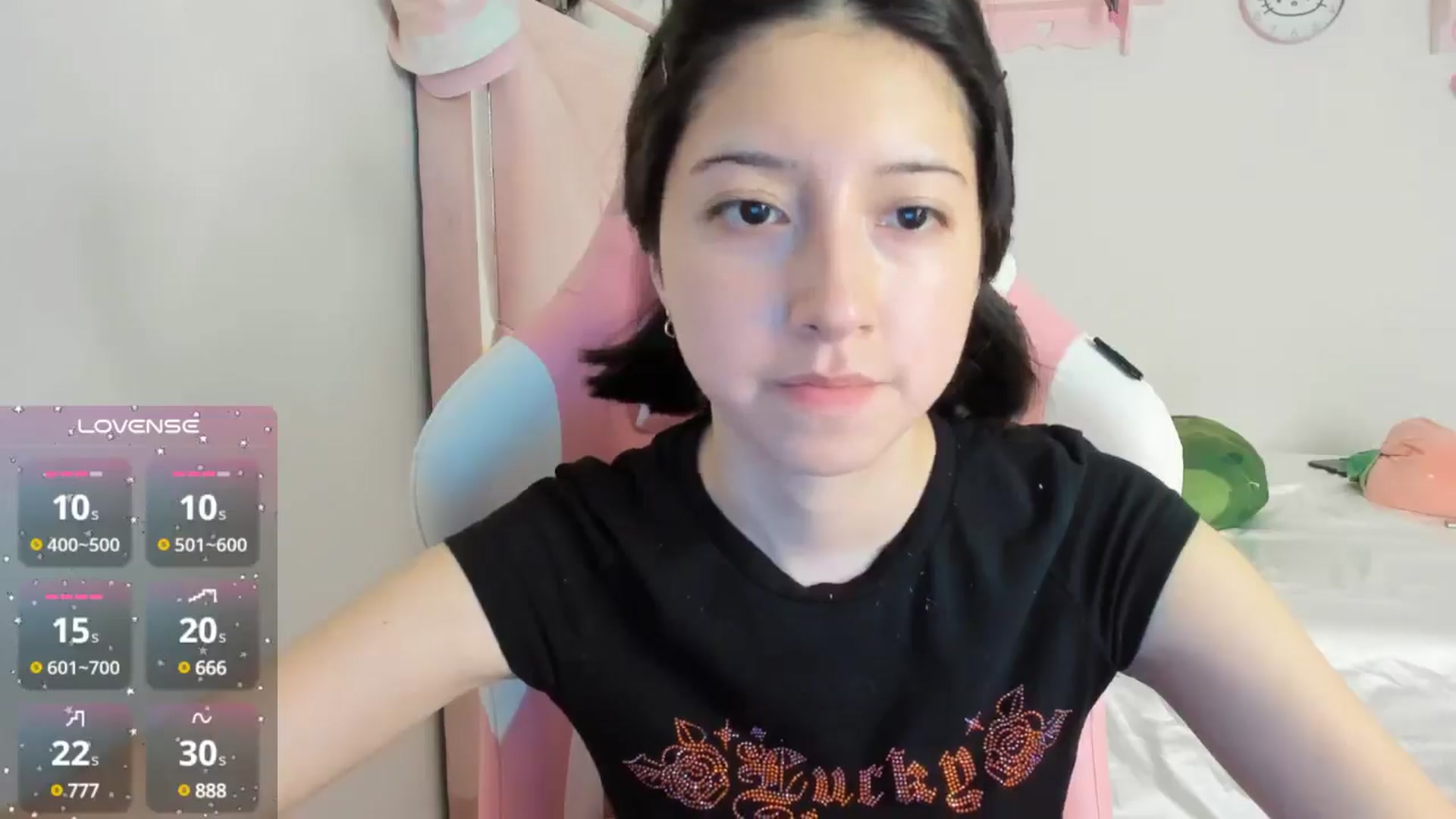 Gallery image thumbnail from Cherrycute666's myfreecams stream on, 10/13/2024, 02:34 image 7 of 20