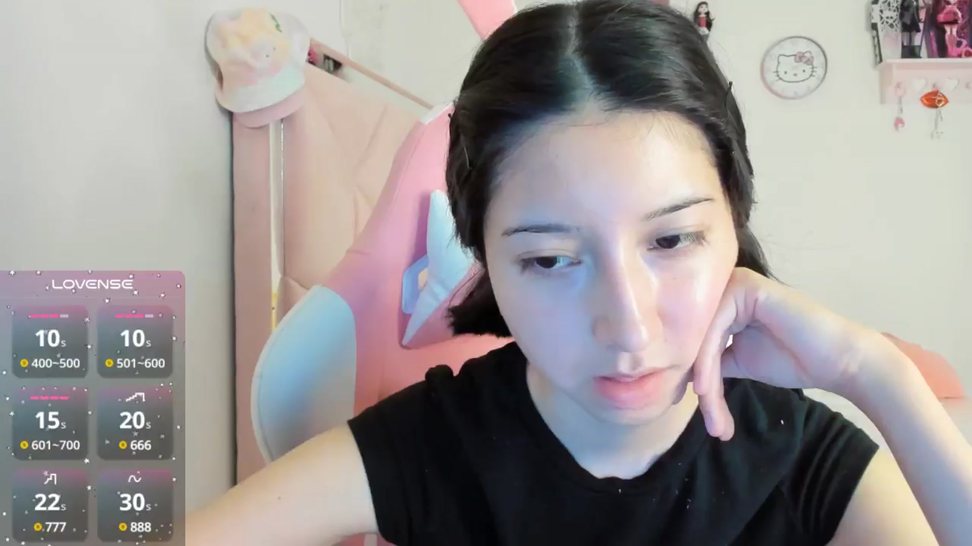 Gallery image thumbnail from Cherrycute666's myfreecams stream on, 10/13/2024, 02:34 image 4 of 20