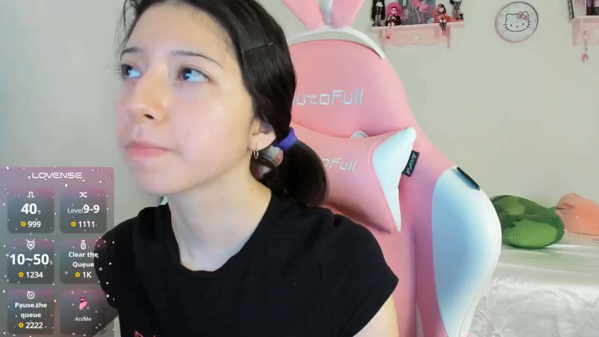 Gallery image thumbnail from Cherrycute666's myfreecams stream on, 10/13/2024, 06:01 image 13 of 20