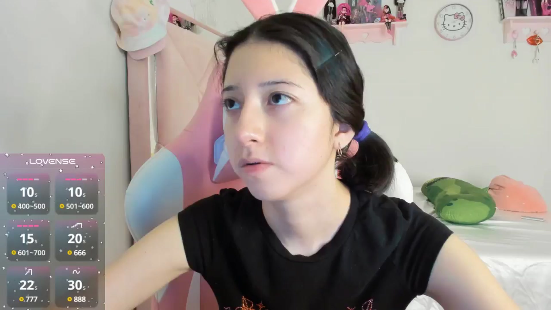 Gallery image thumbnail from Cherrycute666's myfreecams stream on, 10/13/2024, 06:01 image 19 of 20