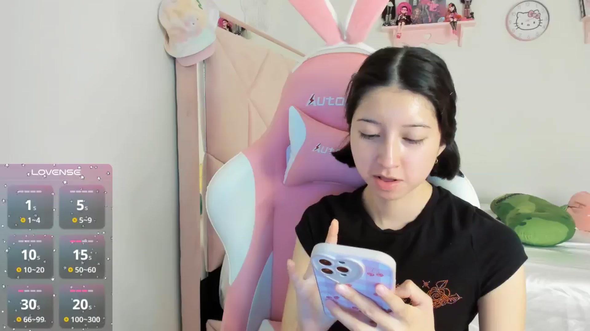 Gallery image thumbnail from Cherrycute666's myfreecams stream on, 10/13/2024, 06:01 image 16 of 20