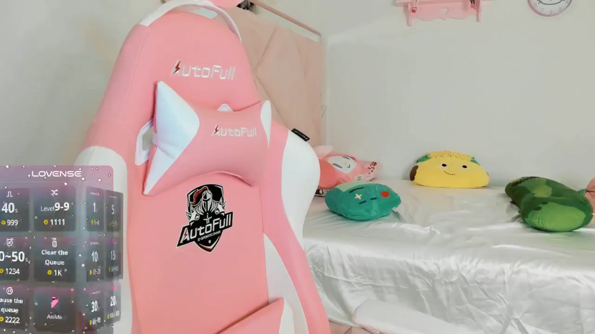 Gallery image thumbnail from Cherrycute666's myfreecams stream on, 10/13/2024, 09:44 image 12 of 20