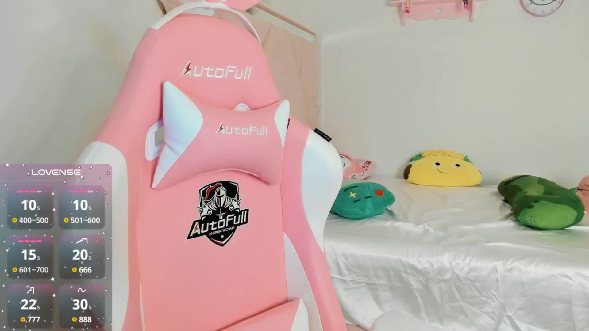Gallery image thumbnail from Cherrycute666's myfreecams stream on, 10/13/2024, 09:44 image 9 of 20