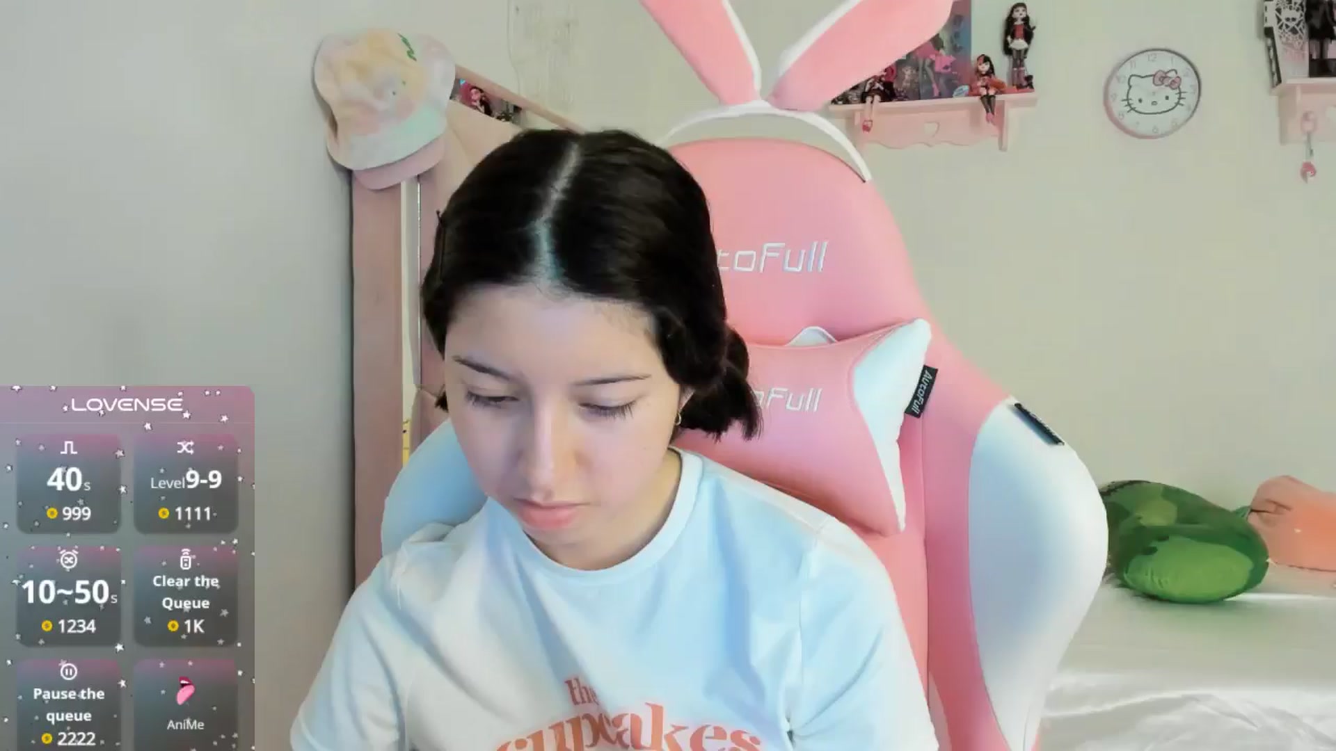 Gallery image thumbnail from Cherrycute666's myfreecams stream on, 10/14/2024, 01:19 image 3 of 20