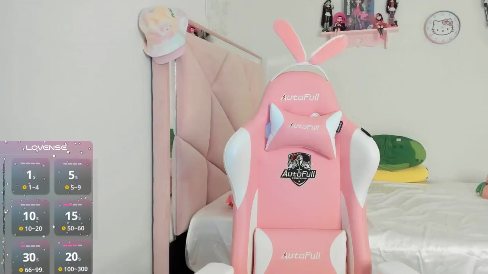 Gallery image thumbnail from Cherrycute666's myfreecams stream on, 10/14/2024, 08:04 image 20 of 20