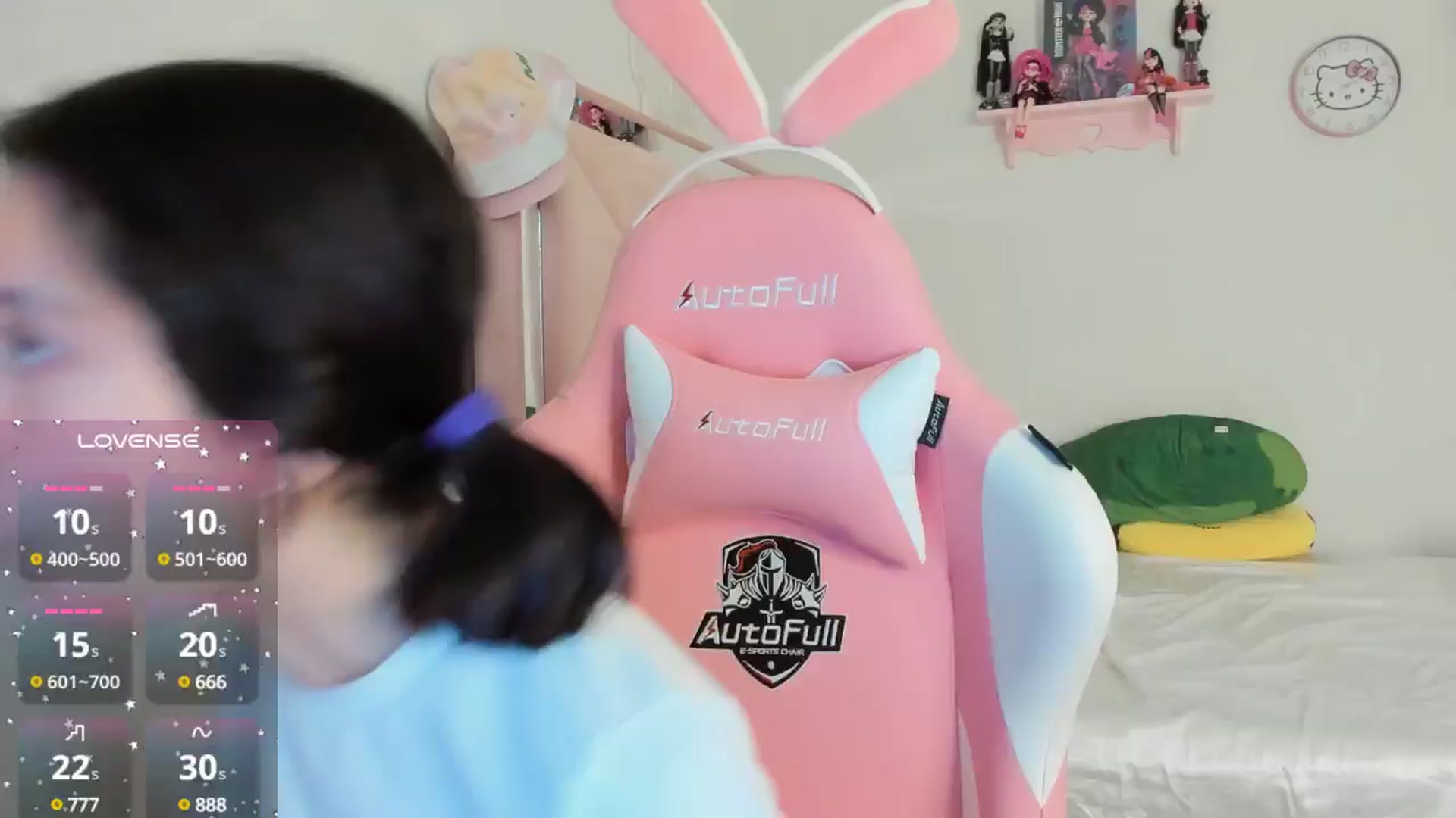 Gallery image thumbnail from Cherrycute666's myfreecams stream on, 10/14/2024, 08:04 image 10 of 20