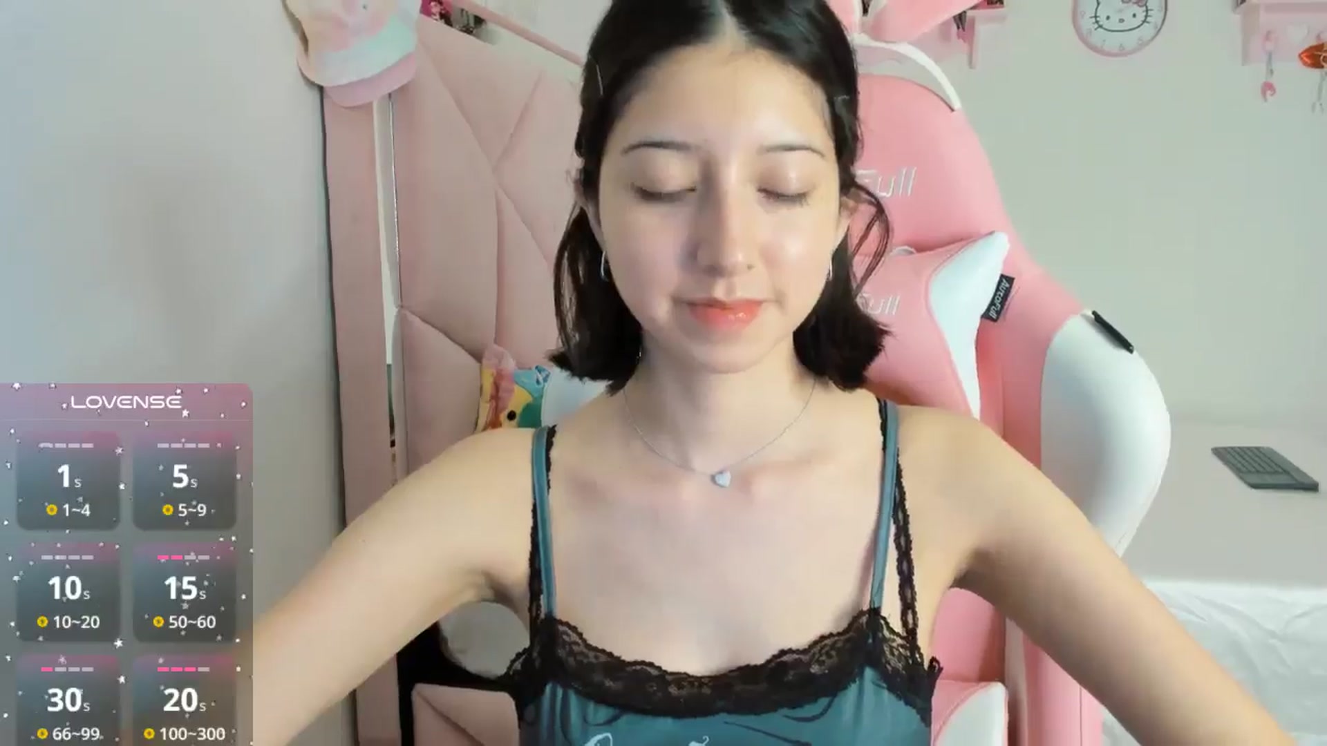 Gallery image thumbnail from Cherrycute666's myfreecams stream on, 10/15/2024, 07:22 image 3 of 20