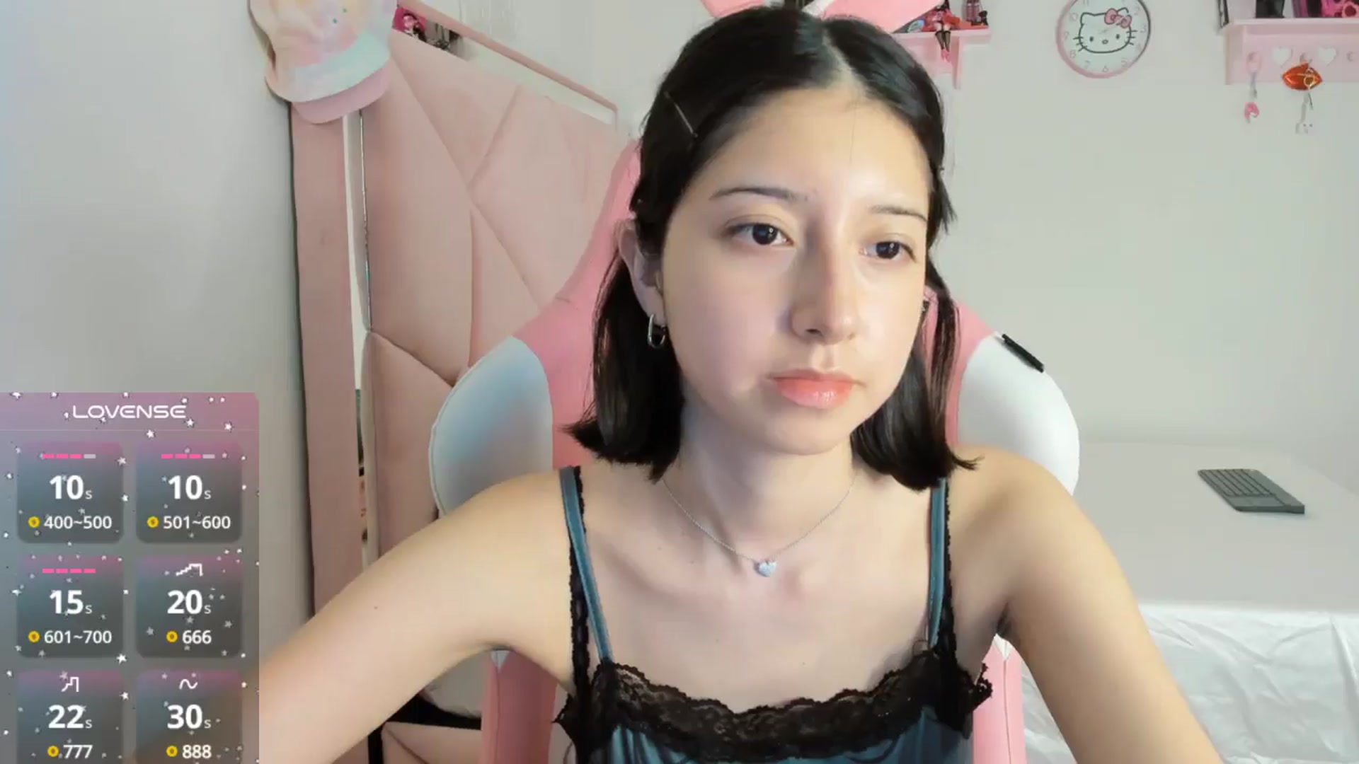 Gallery image thumbnail from Cherrycute666's myfreecams stream on, 10/15/2024, 07:22 image 15 of 20