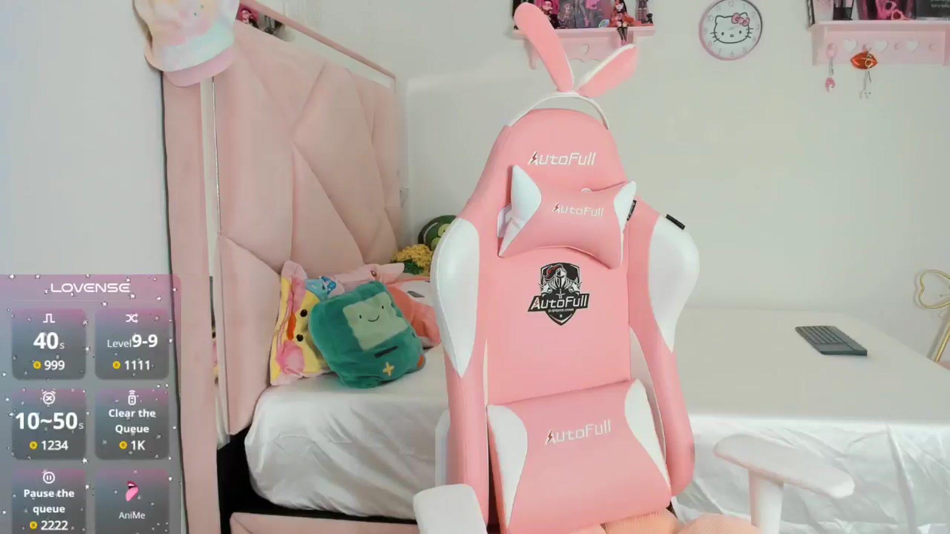 Gallery image thumbnail from Cherrycute666's myfreecams stream on, 10/15/2024, 07:22 image 12 of 20