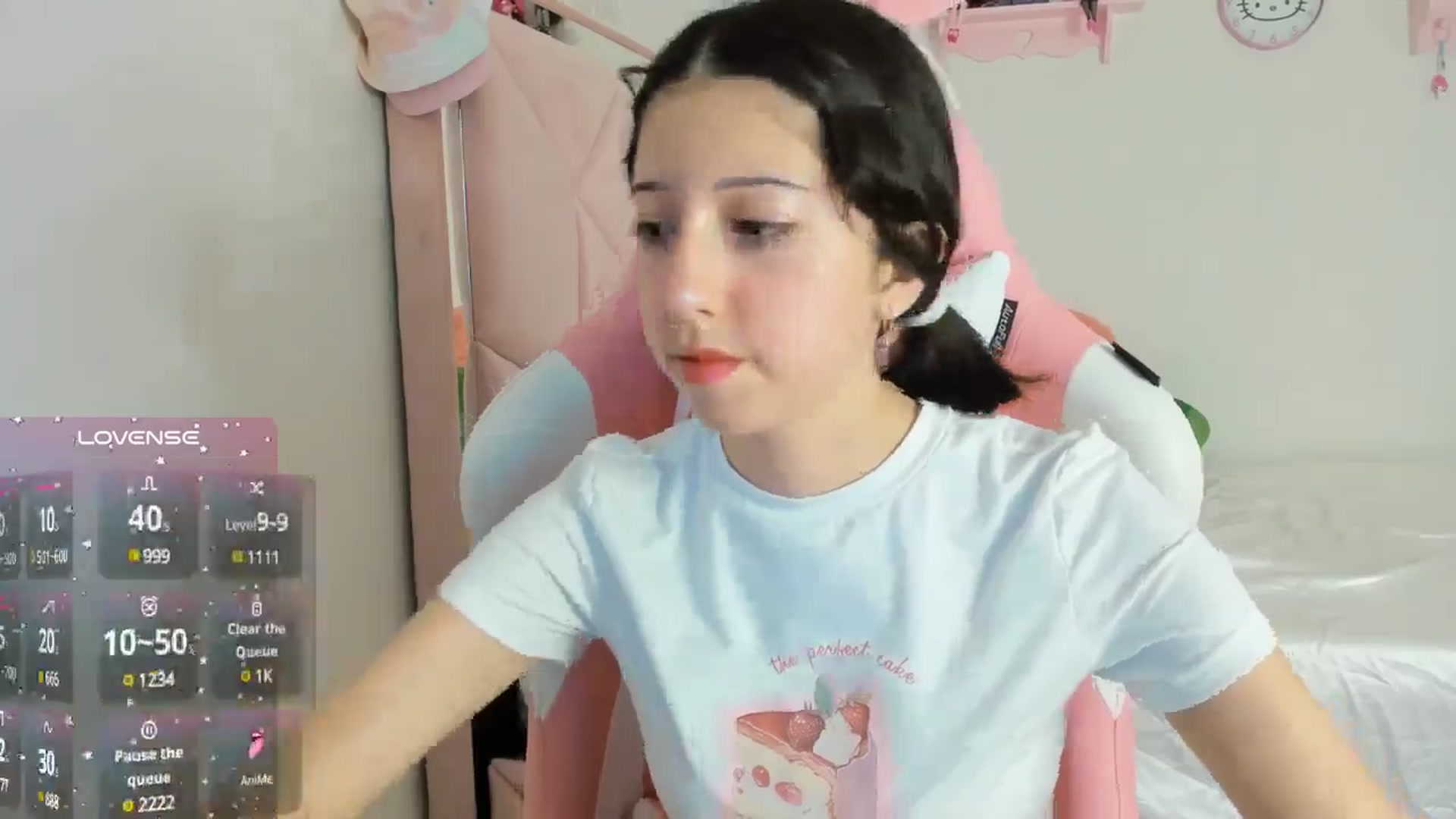 Gallery image thumbnail from Cherrycute666's myfreecams stream on, 10/16/2024, 02:22 image 5 of 20