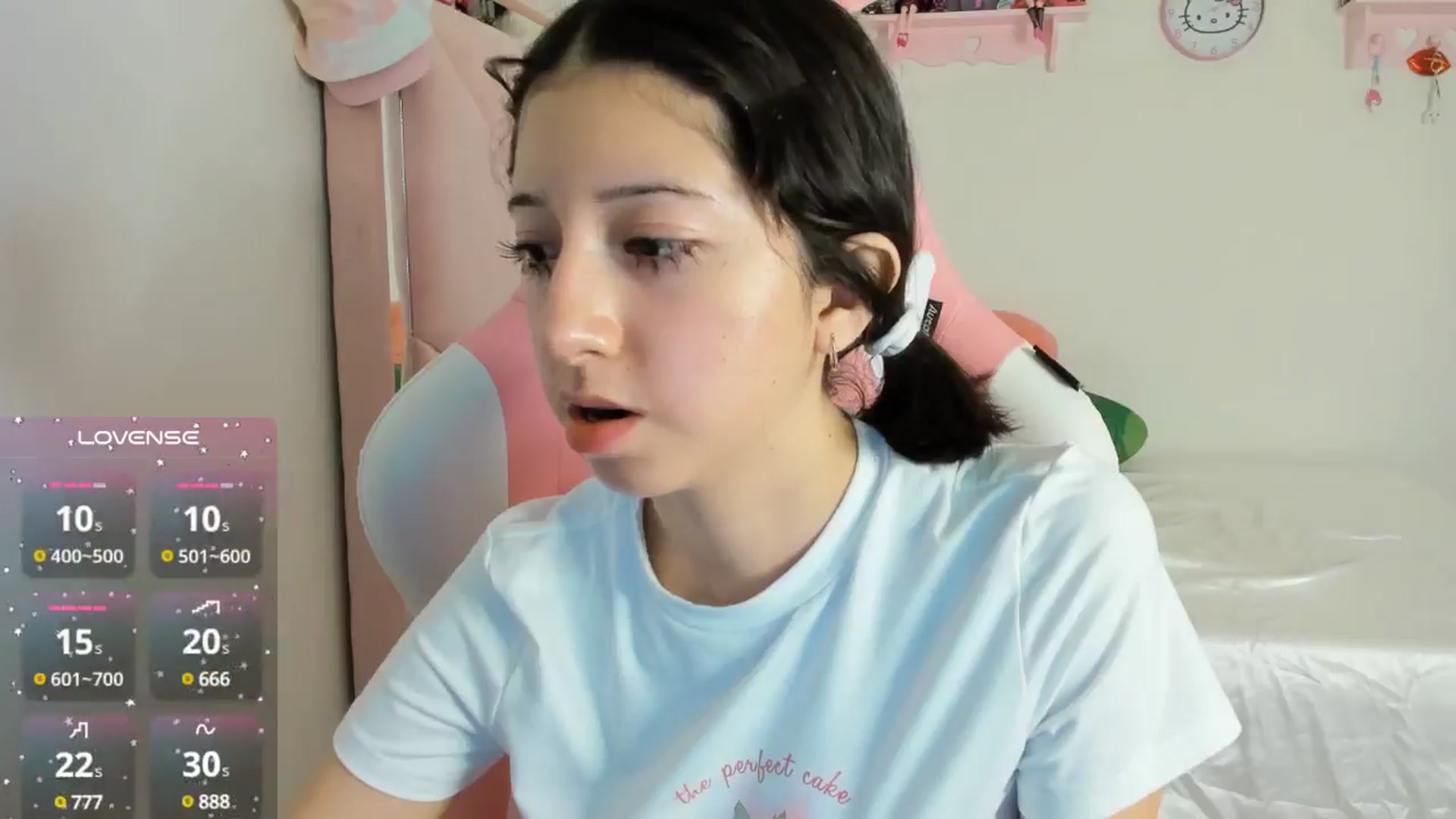 Gallery image thumbnail from Cherrycute666's myfreecams stream on, 10/16/2024, 02:22 image 16 of 20
