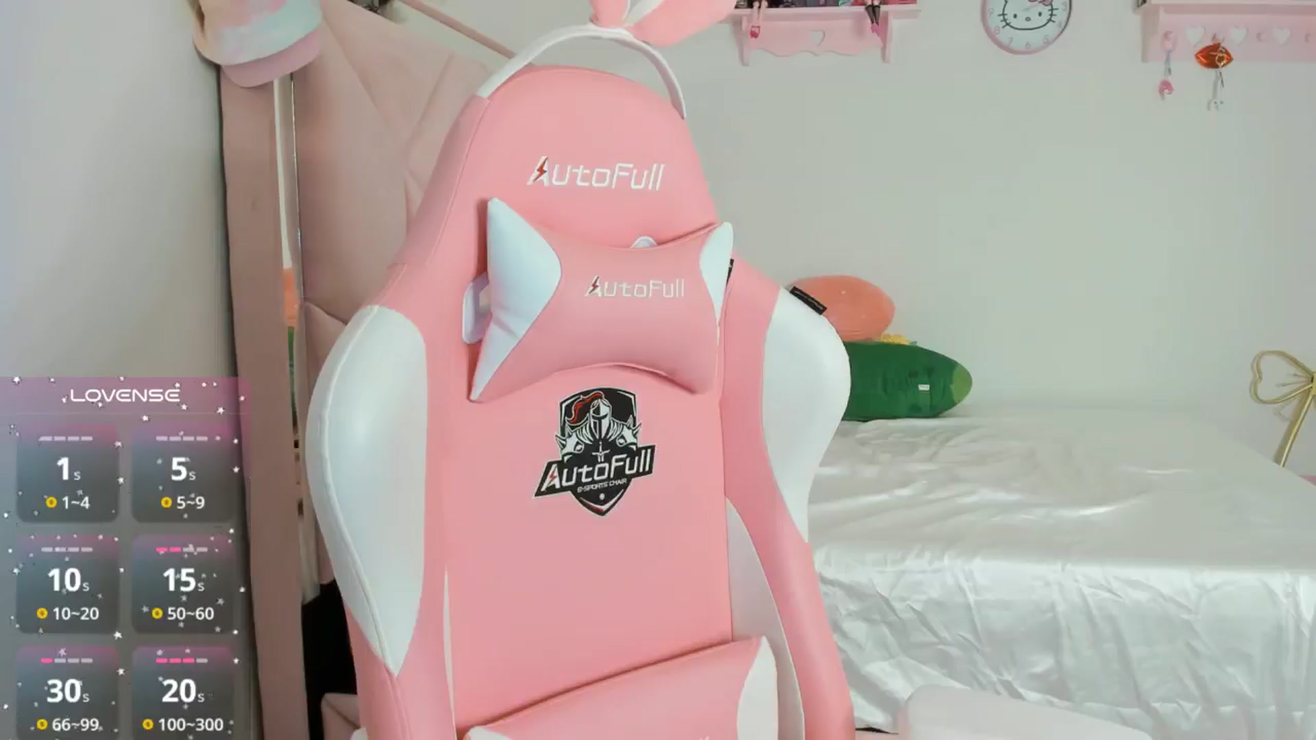 Gallery image thumbnail from Cherrycute666's myfreecams stream on, 10/16/2024, 02:42 image 8 of 20