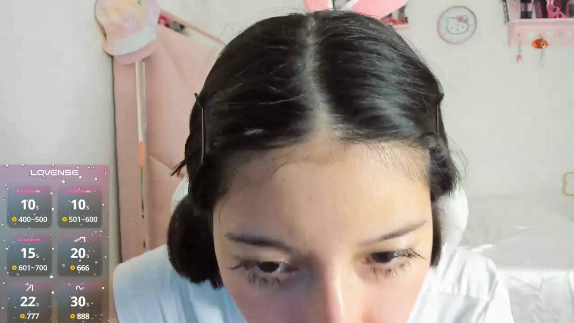 Gallery image thumbnail from Cherrycute666's myfreecams stream on, 10/16/2024, 03:57 image 12 of 20