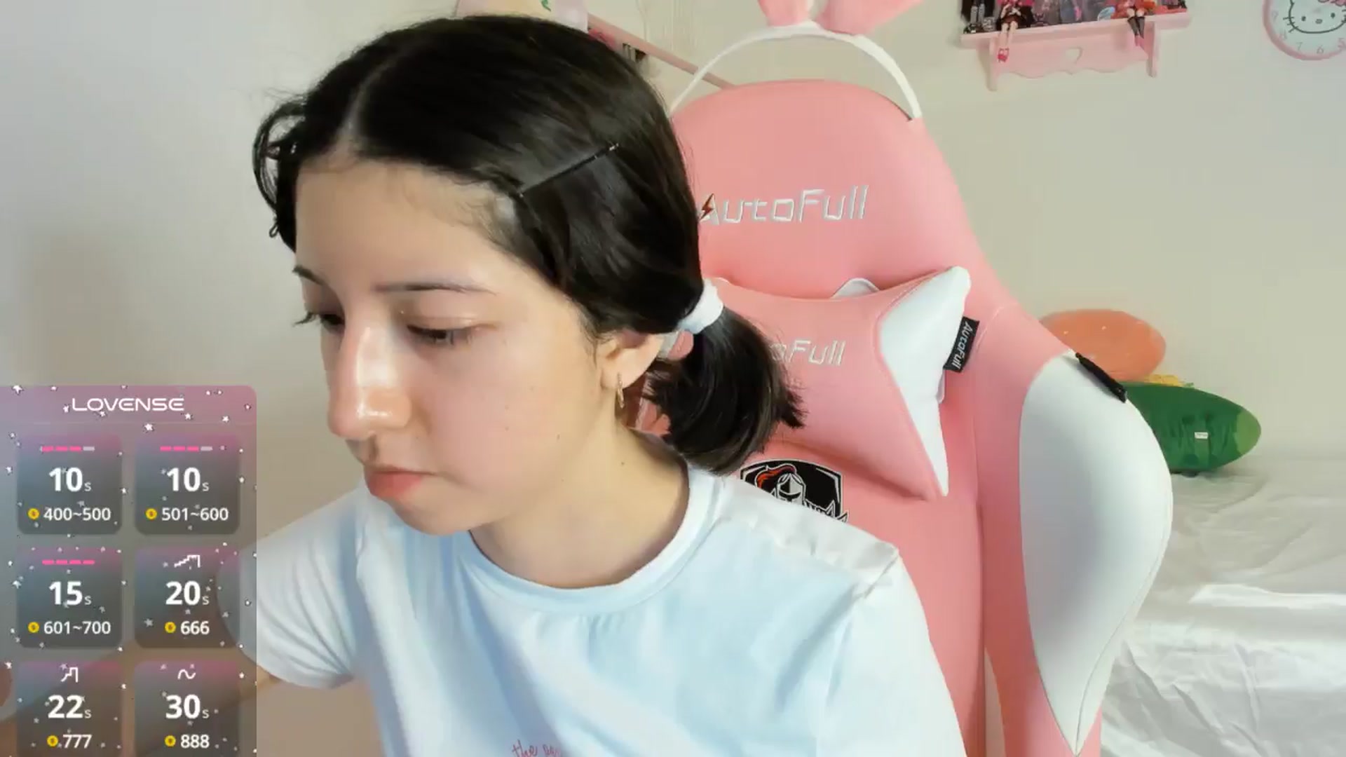 Gallery image thumbnail from Cherrycute666's myfreecams stream on, 10/16/2024, 07:49 image 18 of 20