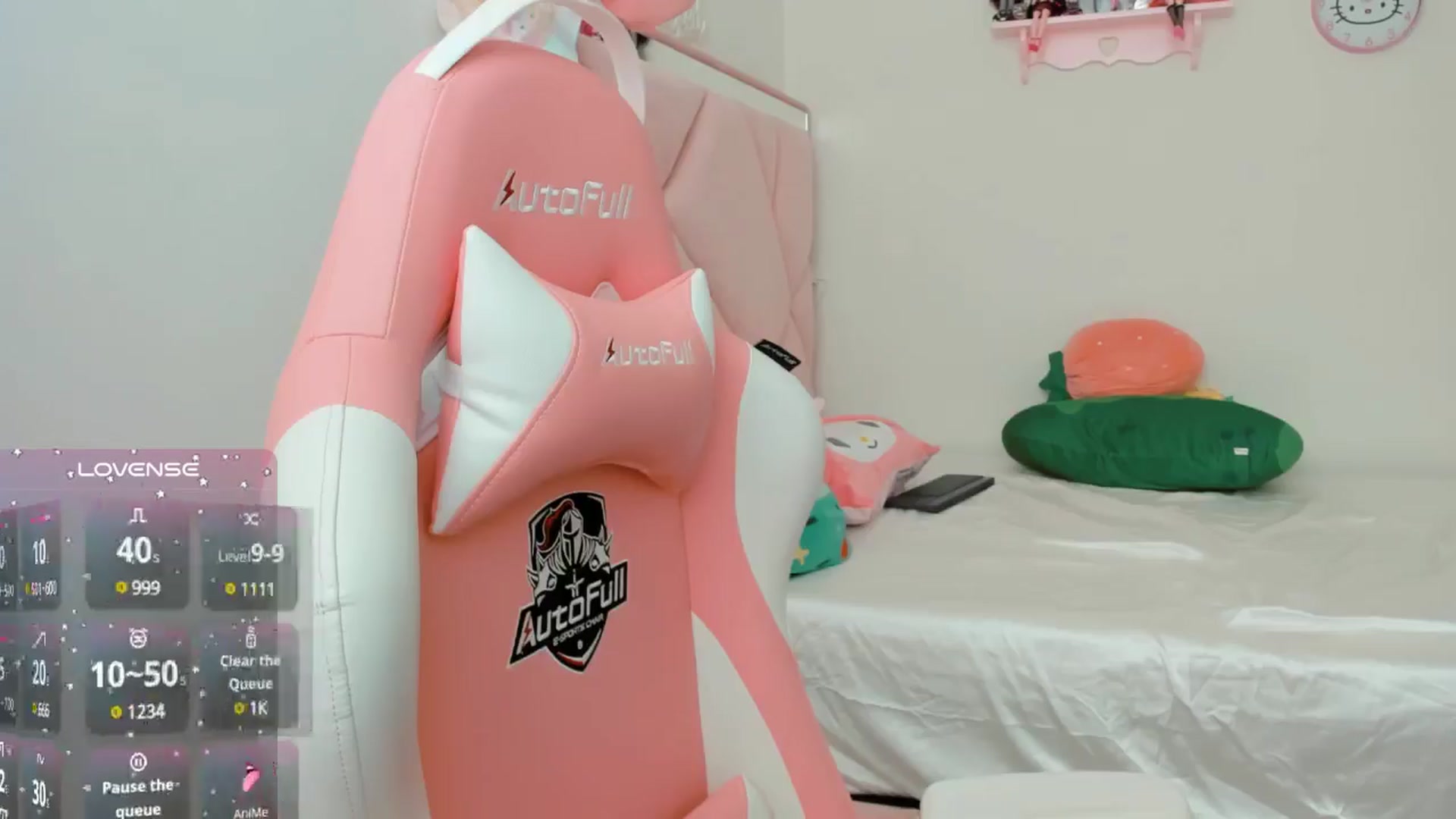 Gallery image thumbnail from Cherrycute666's myfreecams stream on, 10/17/2024, 20:19 image 9 of 20