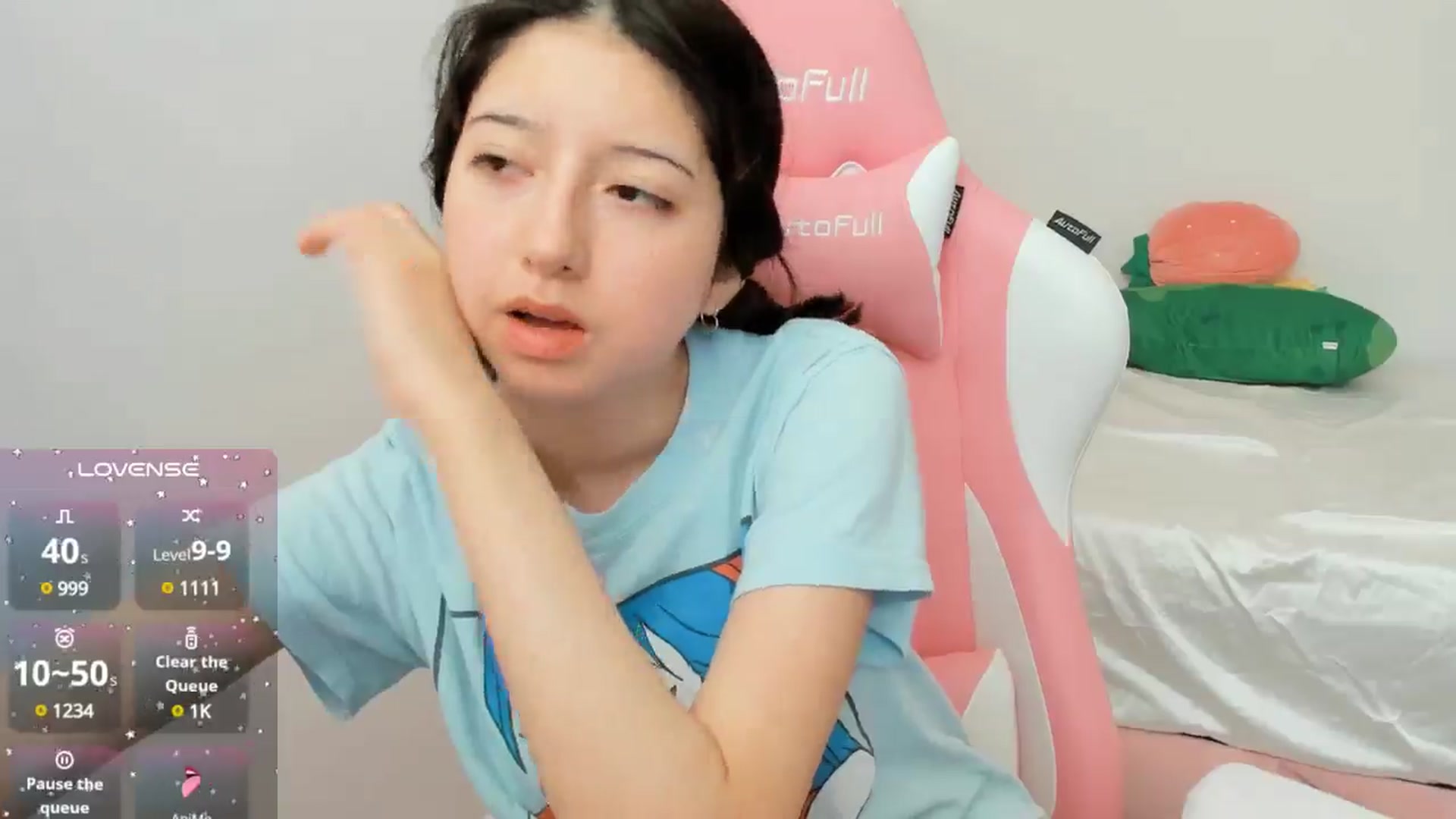 Gallery image thumbnail from Cherrycute666's myfreecams stream on, 10/17/2024, 22:25 image 6 of 20