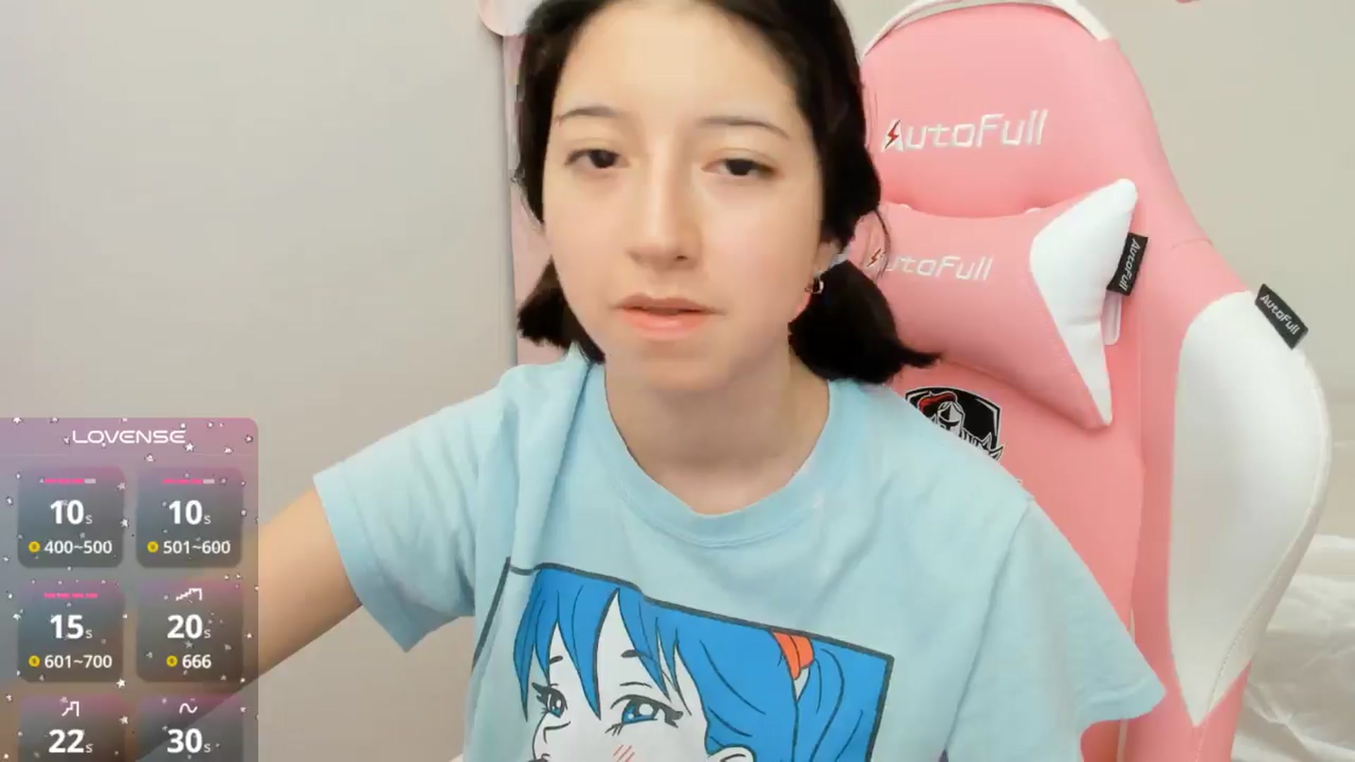 Gallery image thumbnail from Cherrycute666's myfreecams stream on, 10/17/2024, 22:25 image 12 of 20