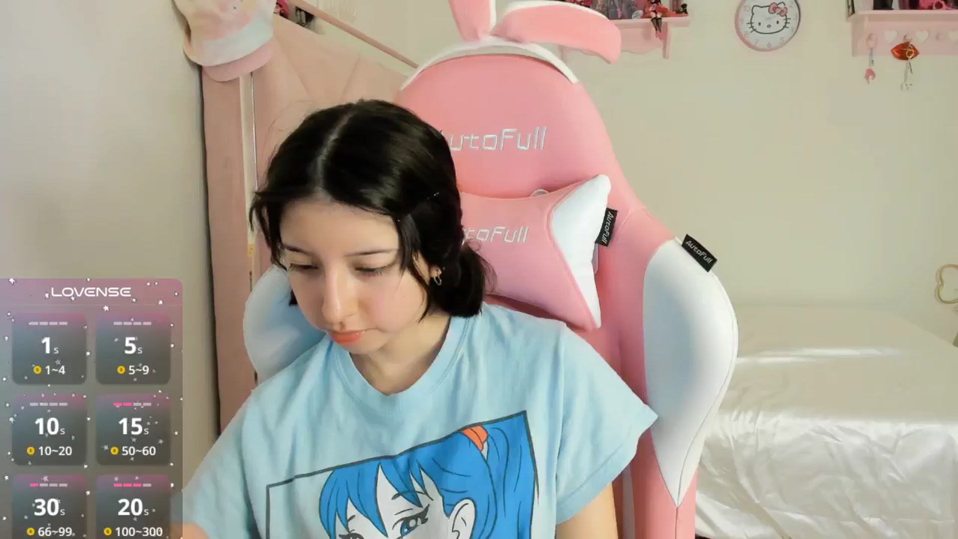 Gallery image thumbnail from Cherrycute666's myfreecams stream on, 10/18/2024, 04:43 image 18 of 20