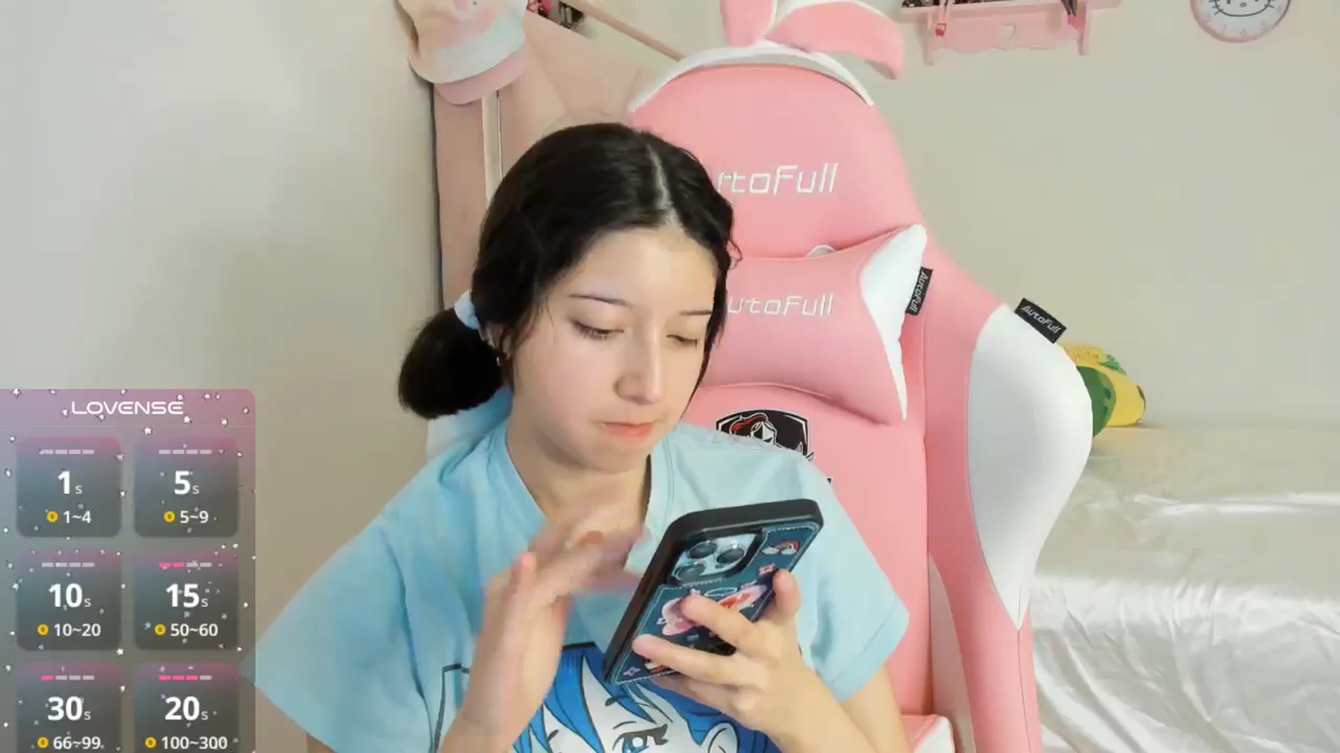 Gallery image thumbnail from Cherrycute666's myfreecams stream on, 10/18/2024, 04:43 image 9 of 20