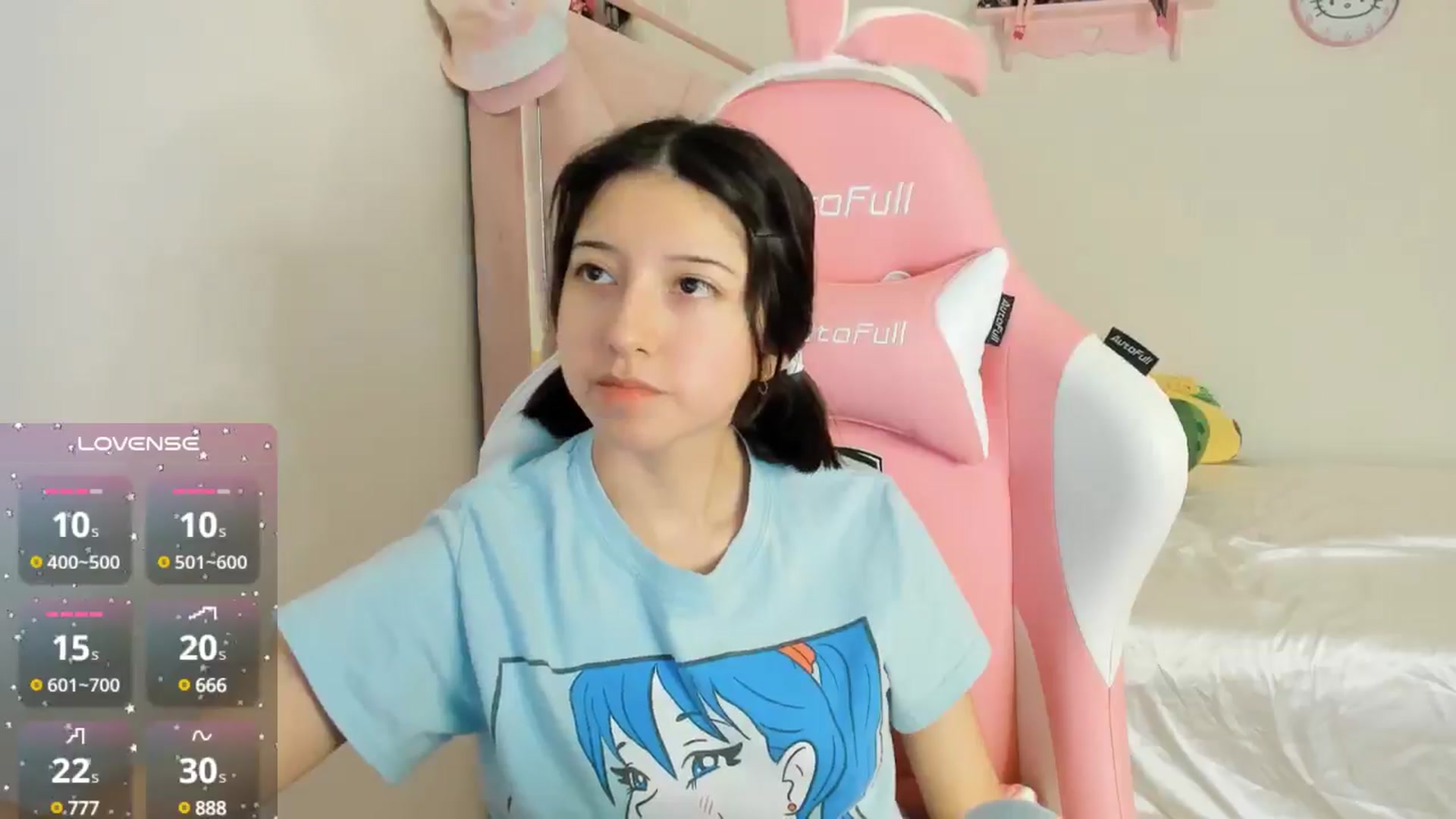Gallery image thumbnail from Cherrycute666's myfreecams stream on, 10/18/2024, 04:43 image 8 of 20
