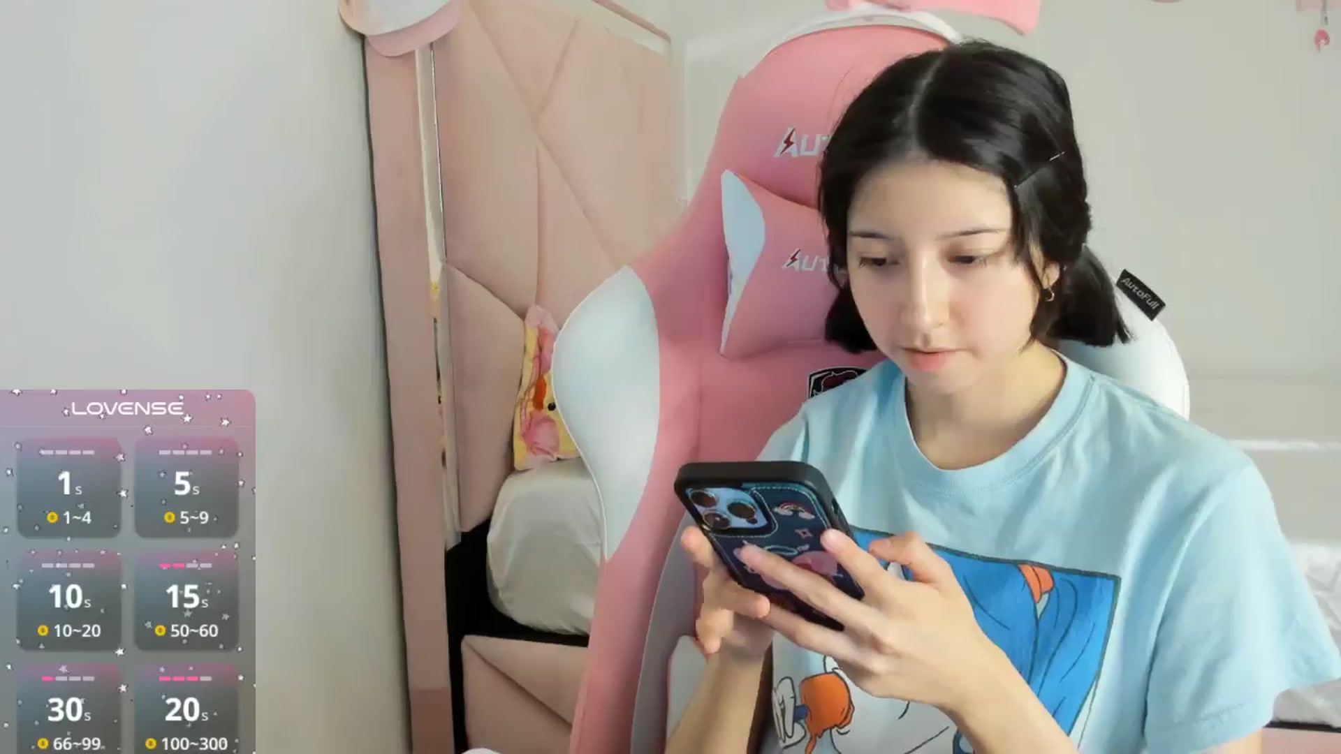 Gallery image thumbnail from Cherrycute666's myfreecams stream on, 10/18/2024, 04:56 image 20 of 20