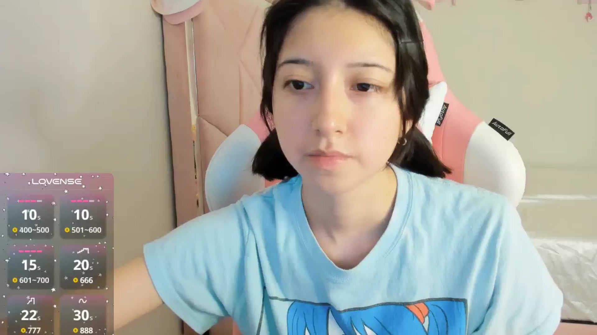 Gallery image thumbnail from Cherrycute666's myfreecams stream on, 10/18/2024, 04:56 image 14 of 20