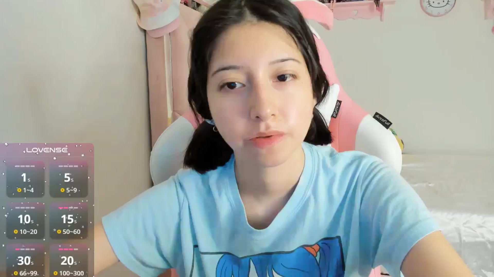 Gallery image thumbnail from Cherrycute666's myfreecams stream on, 10/18/2024, 06:43 image 11 of 20