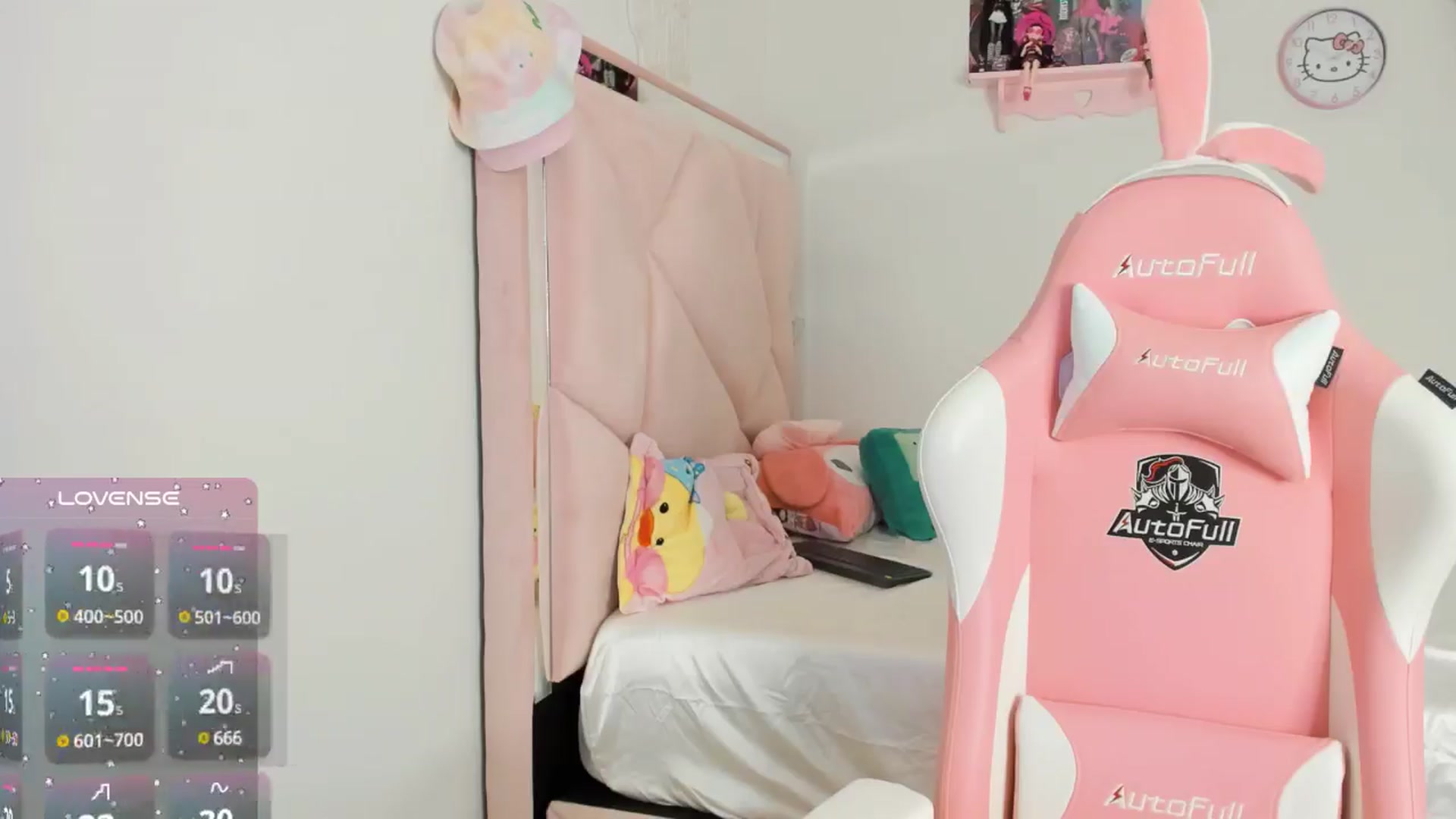 Gallery image thumbnail from Cherrycute666's myfreecams stream on, 10/19/2024, 03:10 image 4 of 20
