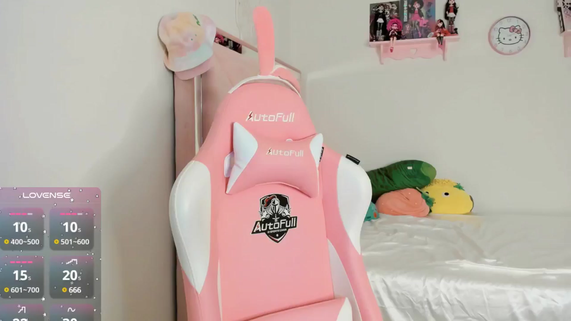 Gallery image thumbnail from Cherrycute666's myfreecams stream on, 10/19/2024, 07:32 image 20 of 20