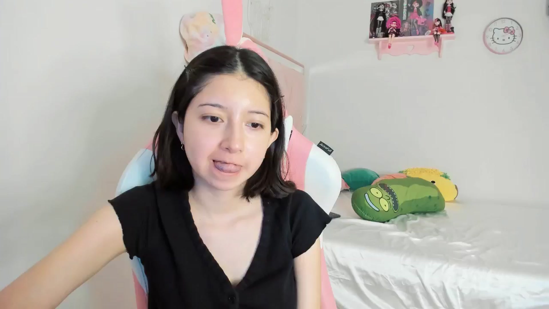 Gallery image thumbnail from Cherrycute666's myfreecams stream on, 10/20/2024, 03:15 image 5 of 20