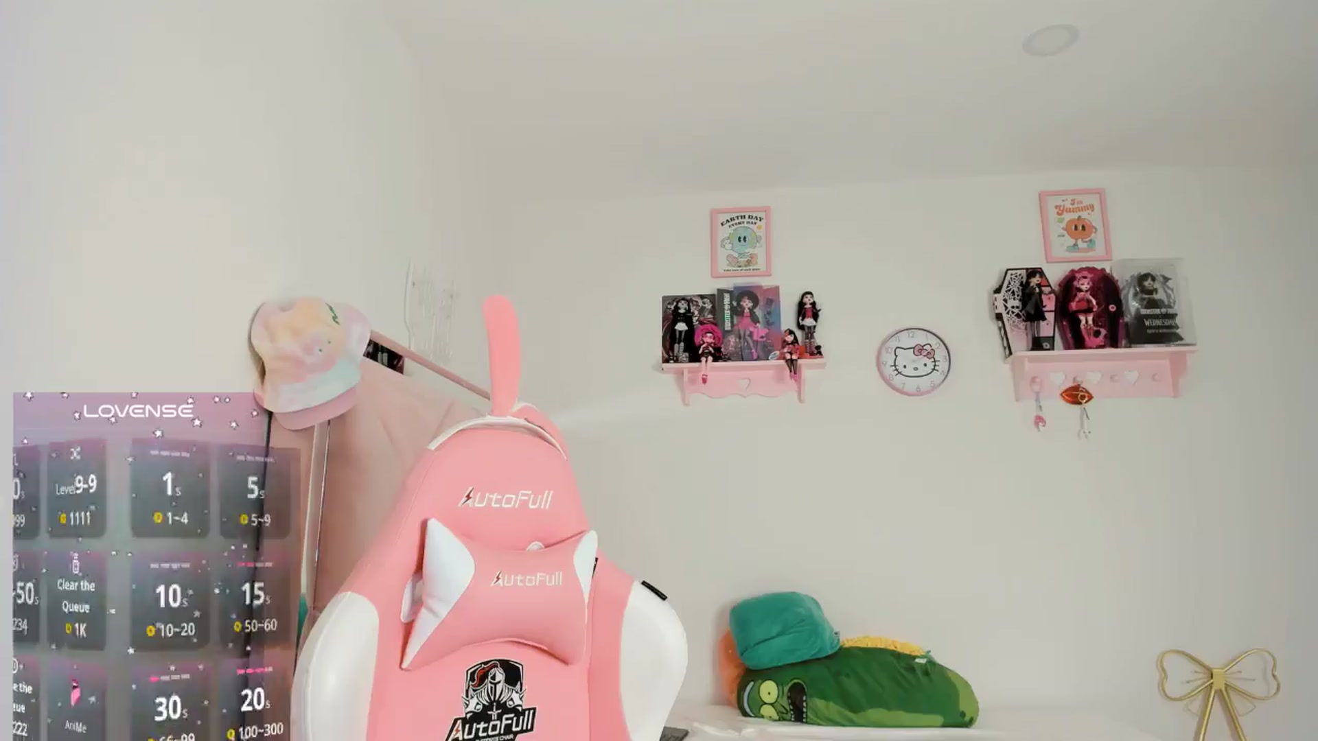 Gallery image thumbnail from Cherrycute666's myfreecams stream on, 10/20/2024, 08:32 image 19 of 20
