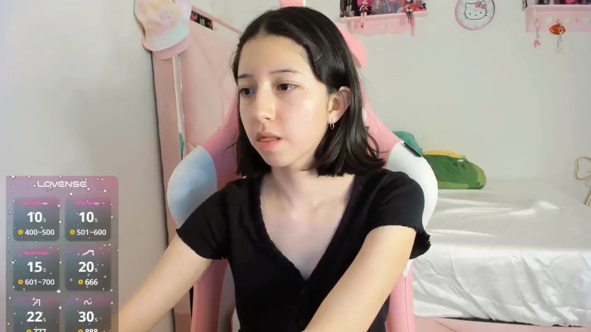 Gallery image thumbnail from Cherrycute666's myfreecams stream on, 10/20/2024, 08:32 image 10 of 20