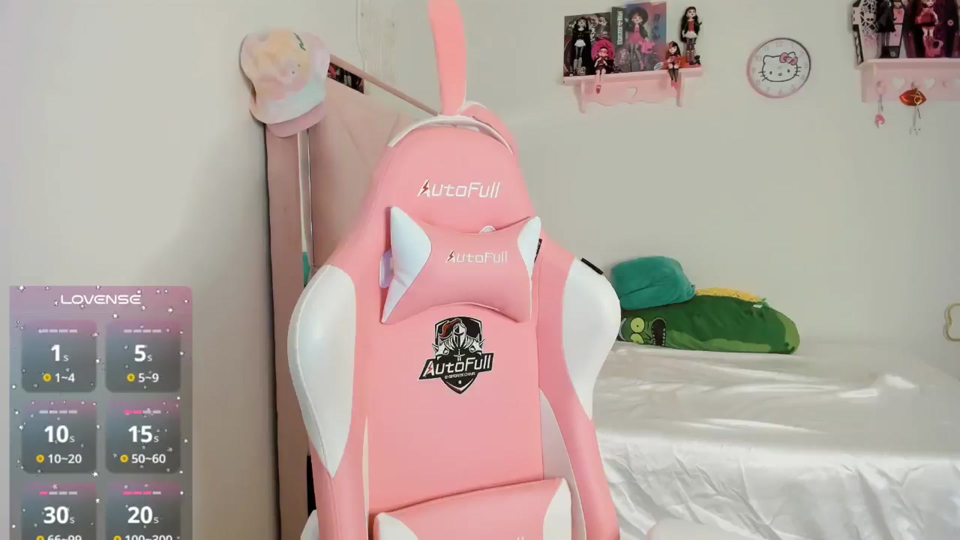 Gallery image thumbnail from Cherrycute666's myfreecams stream on, 10/20/2024, 09:29 image 4 of 20